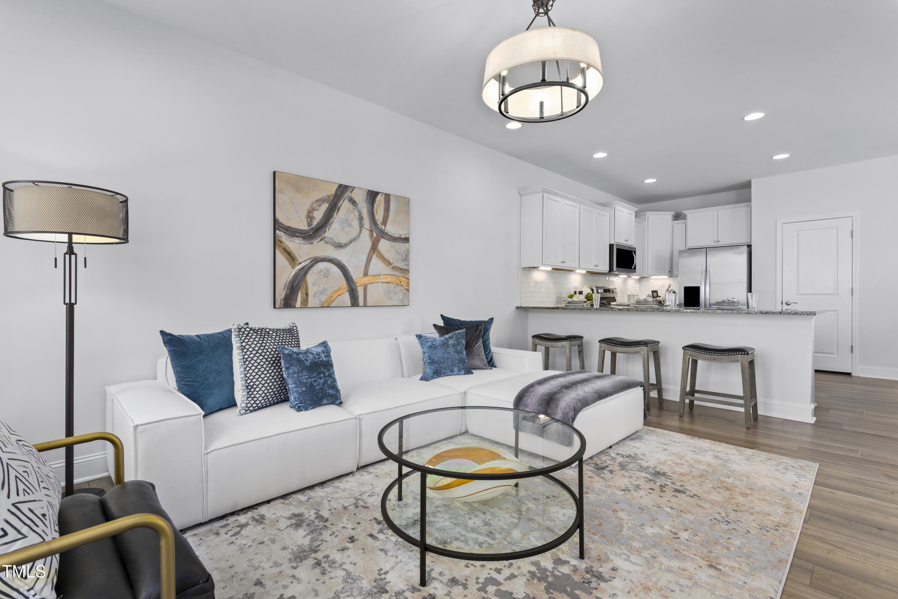 424 La Maison Avenue 9