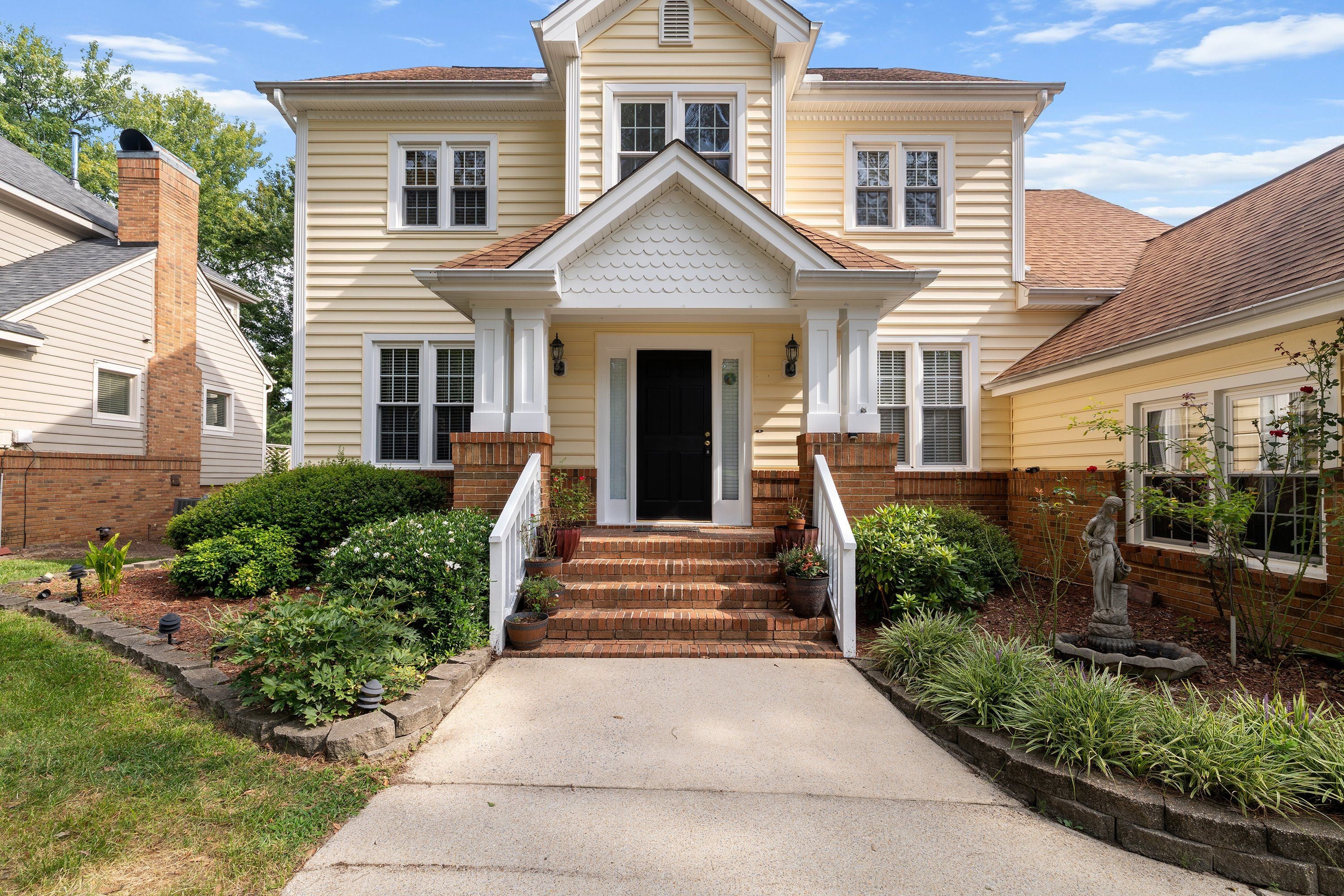 4933 Harbour Towne Drive