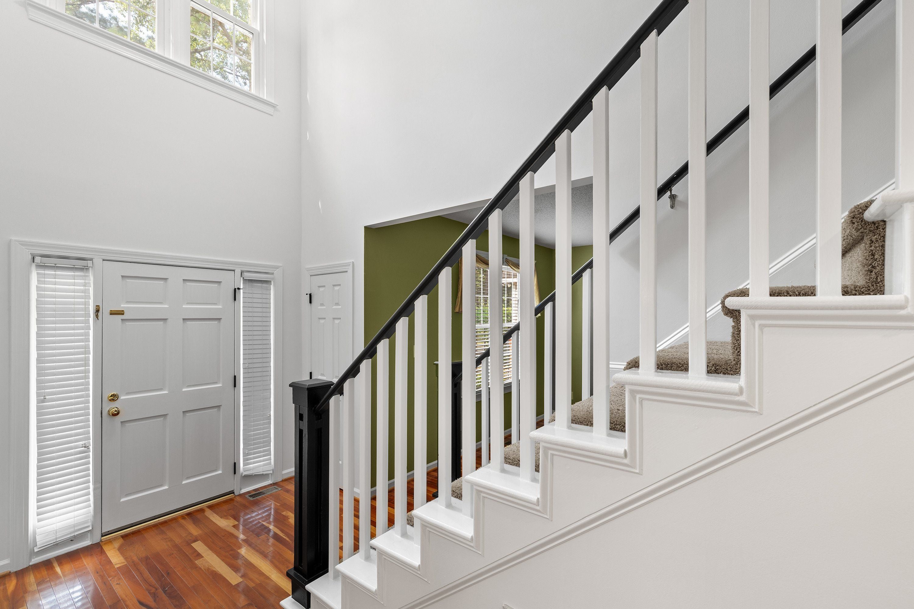 4933 Harbour Towne Drive
