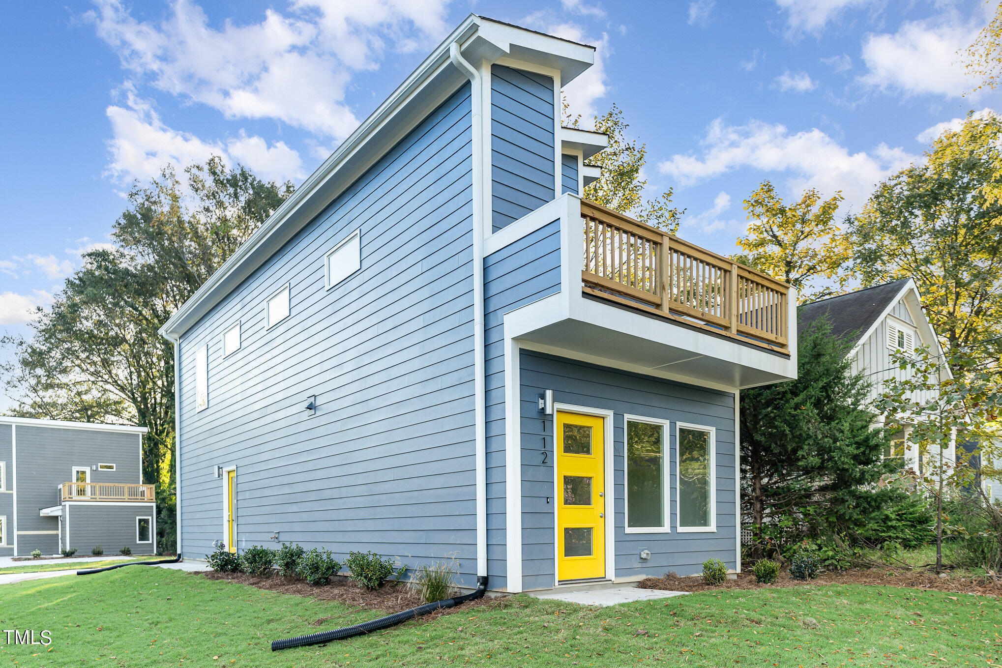 112 N Guthrie Avenue