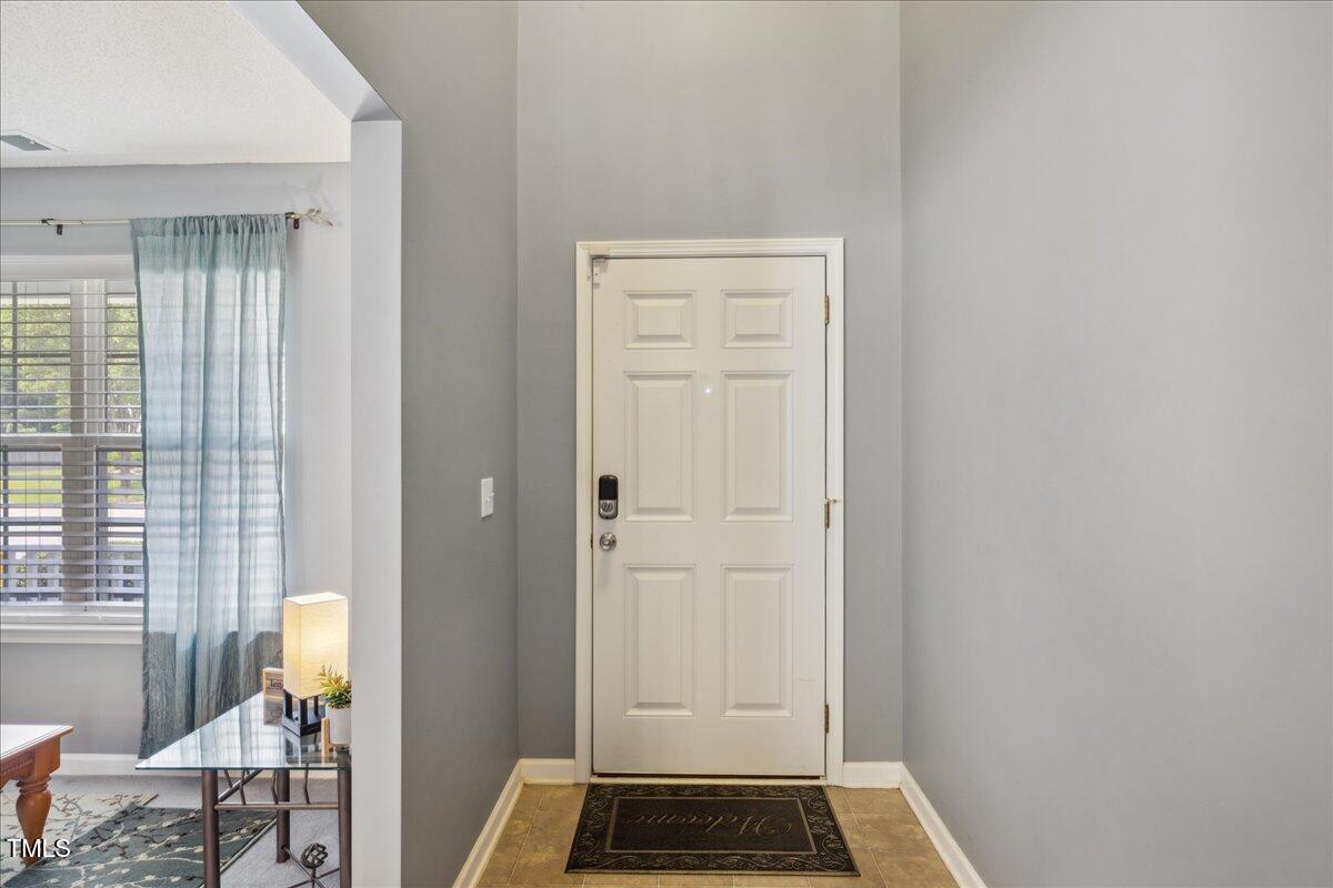 8008 Bright Oak Trail