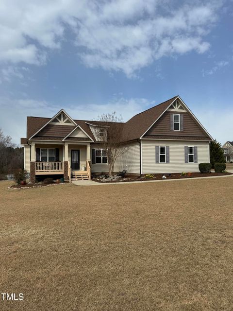 194 Wood Valley Drive Four Oaks NC 27524