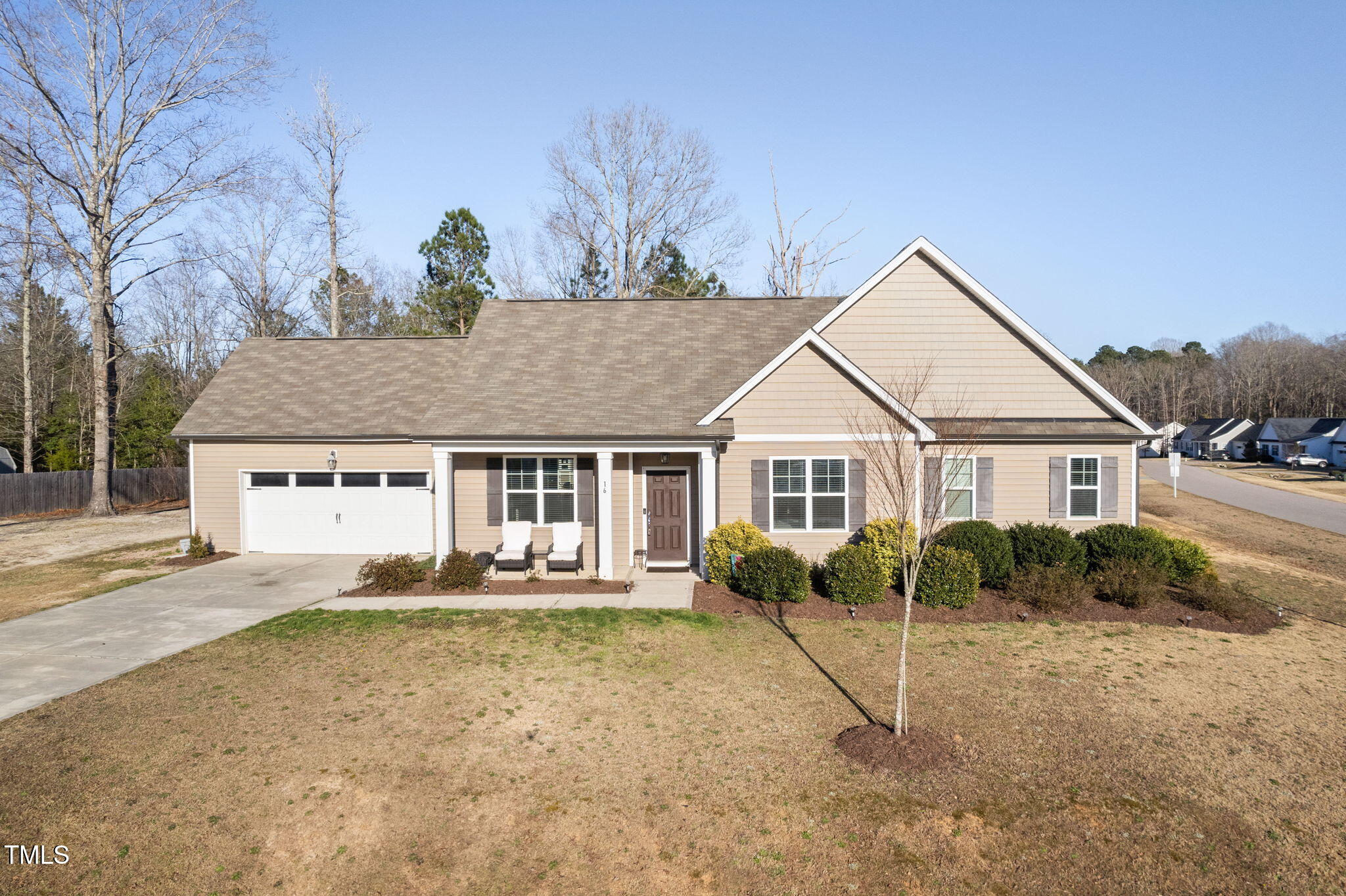 16 Eagle Swoop Street