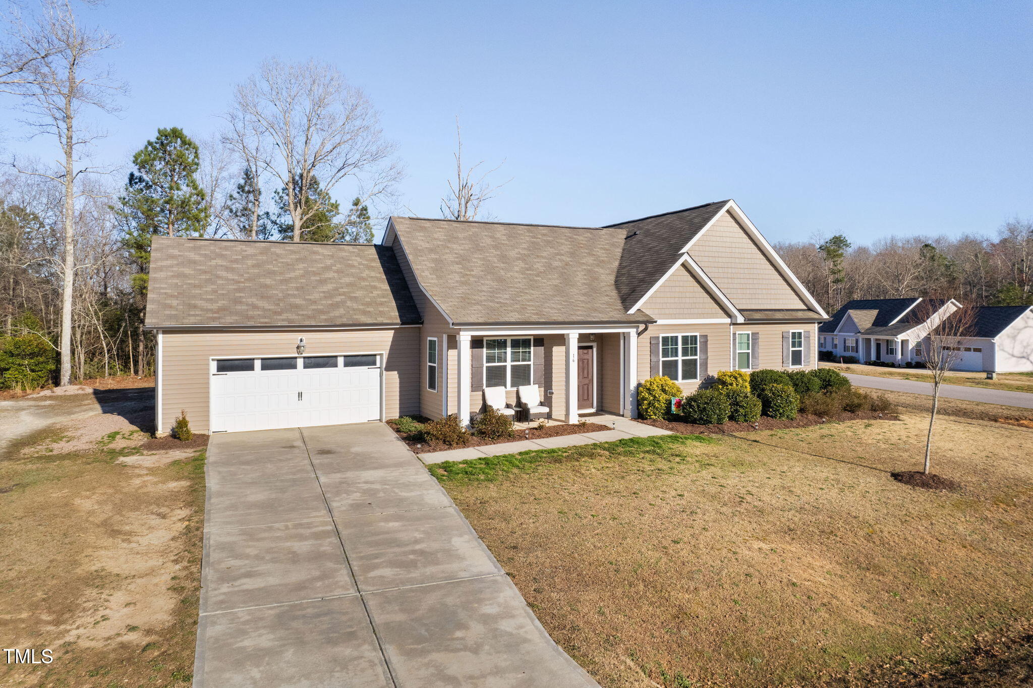 16 Eagle Swoop Street