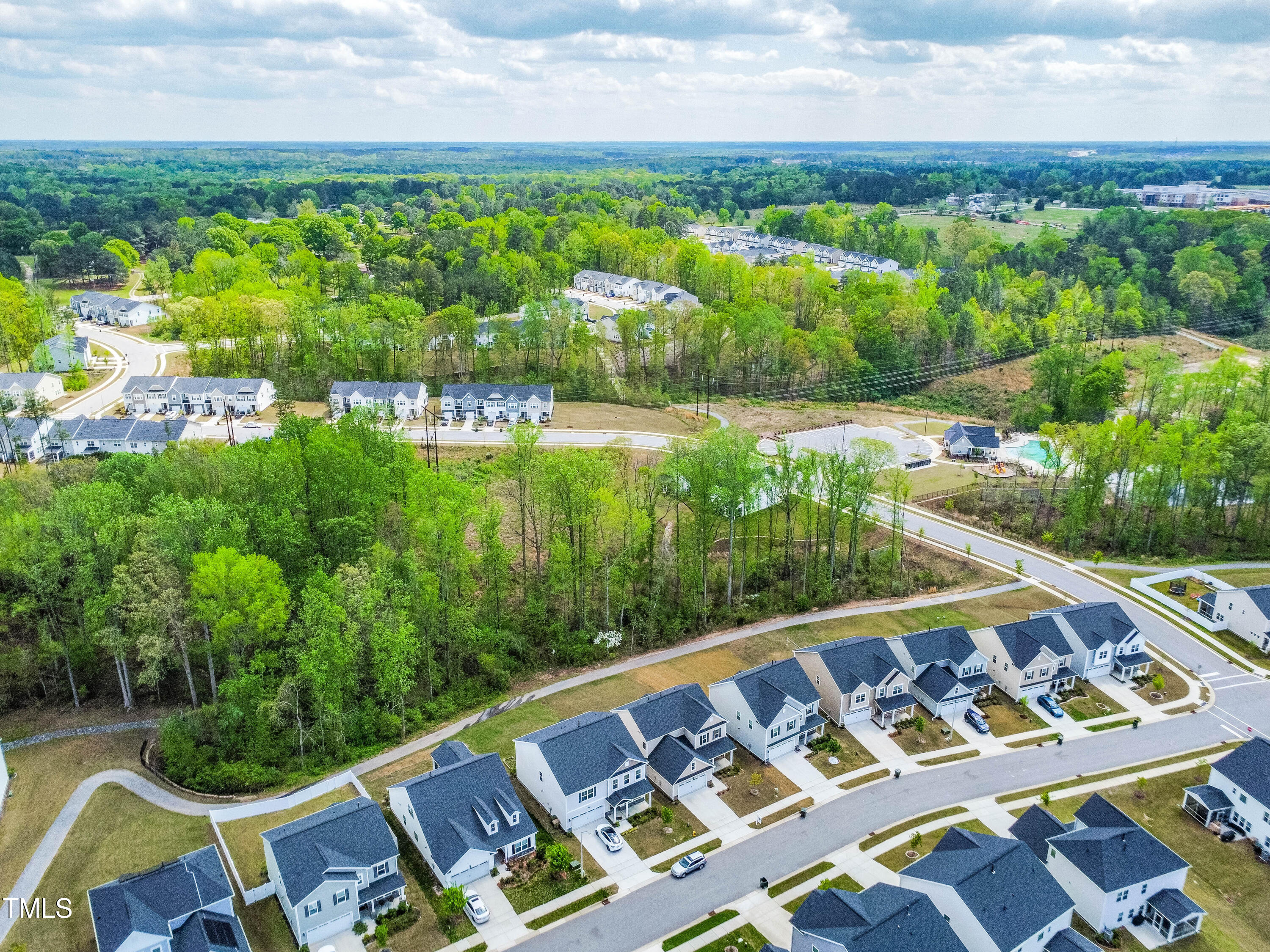 270 Trailing Blf Way