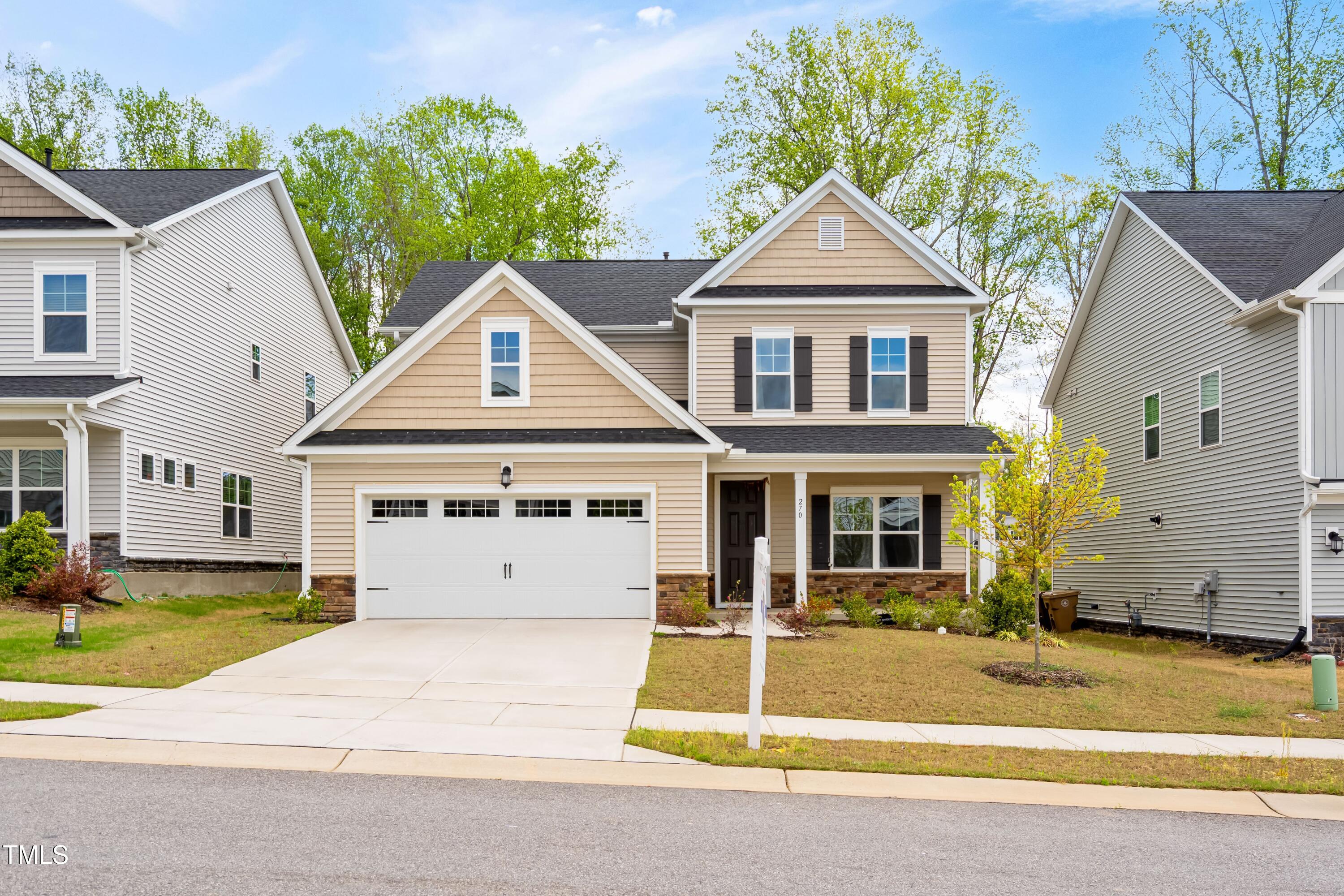 270 Trailing Blf Way