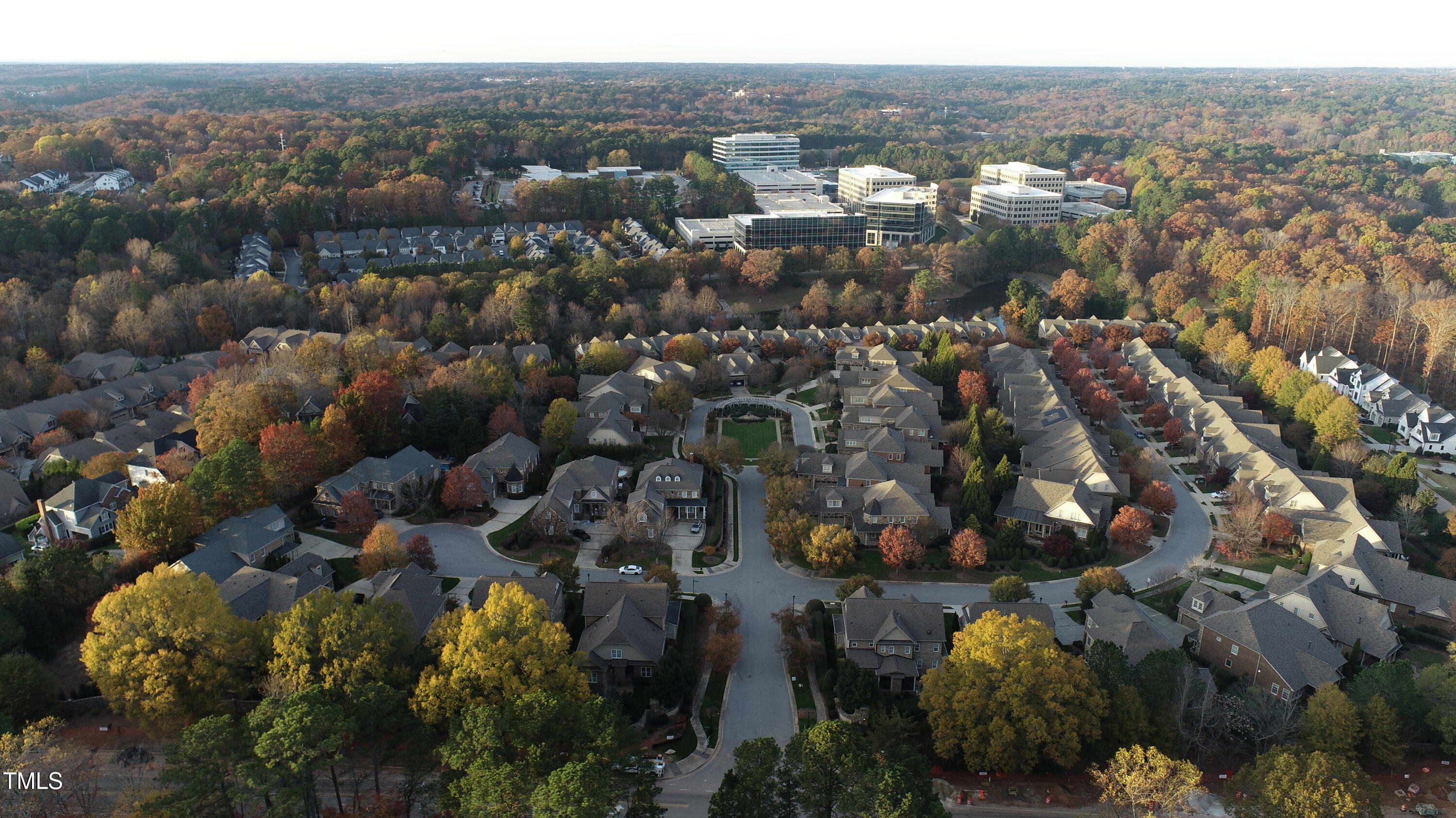 Raleigh, North Carolina 27612, United States, 3 Bedrooms Bedrooms, ,4 BathroomsBathrooms,Residential,Pending,29584