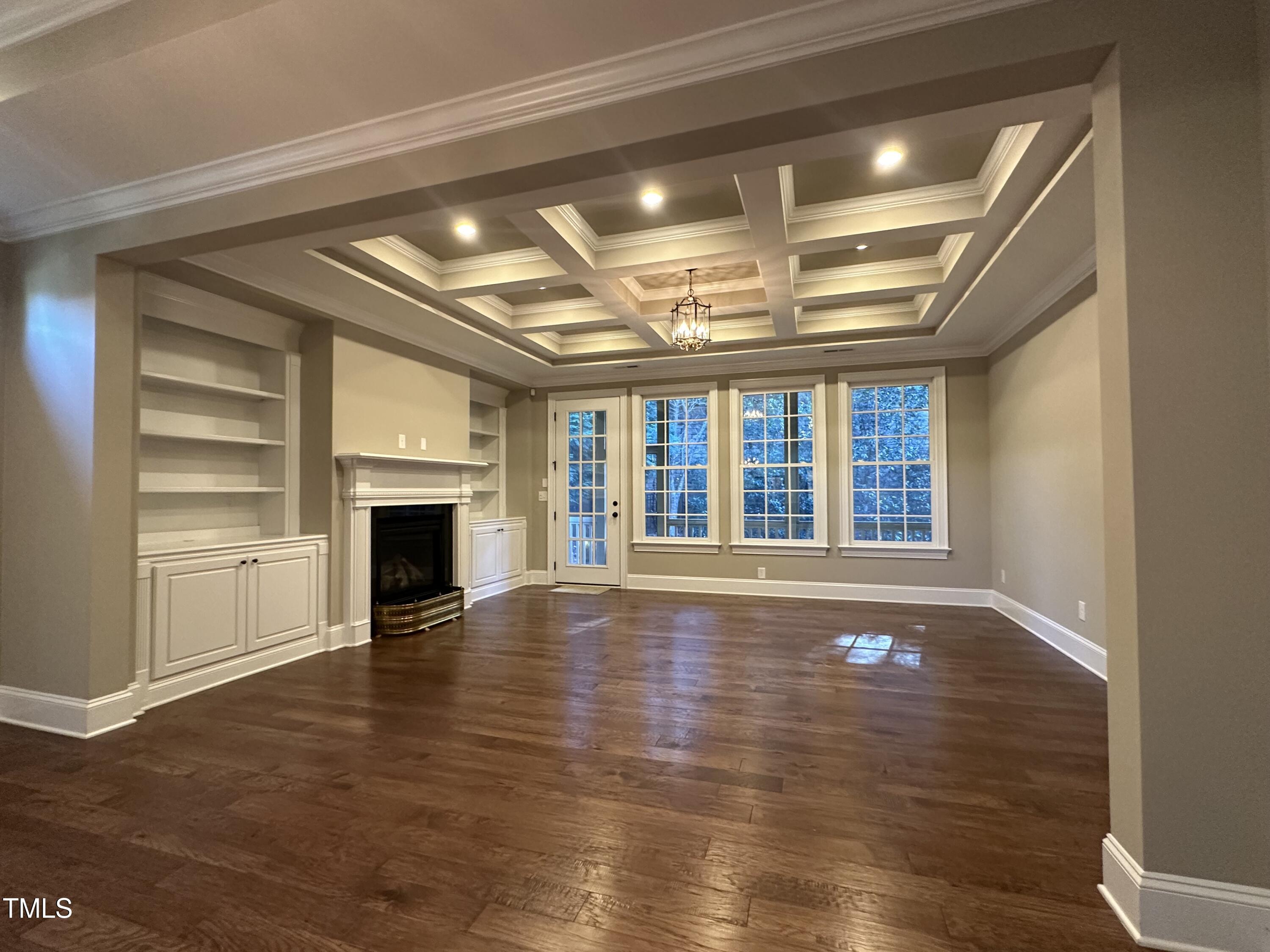 Raleigh, North Carolina 27612, United States, 3 Bedrooms Bedrooms, ,4 BathroomsBathrooms,Residential,Pending,29584