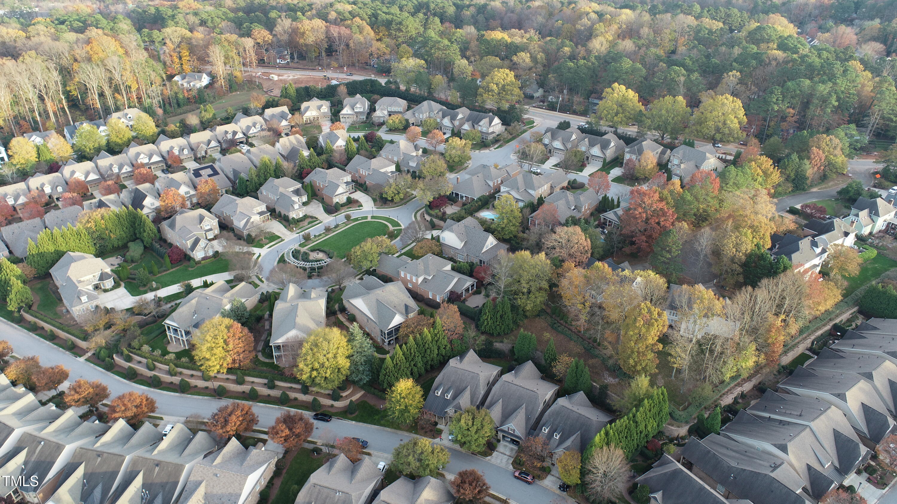 Raleigh, North Carolina 27612, United States, 3 Bedrooms Bedrooms, ,4 BathroomsBathrooms,Residential,Pending,29584