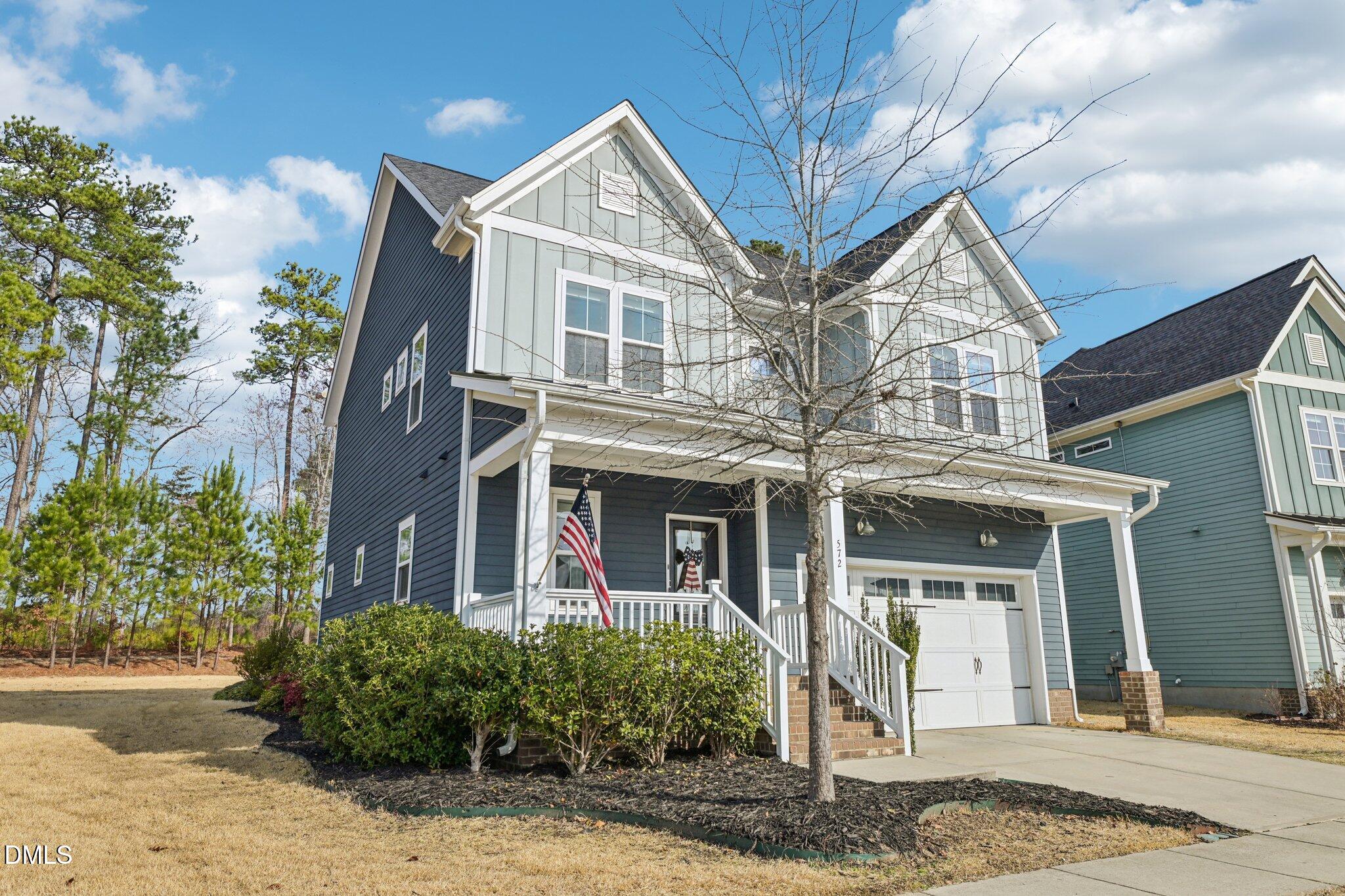 572 Beacon Ridge Boulevard