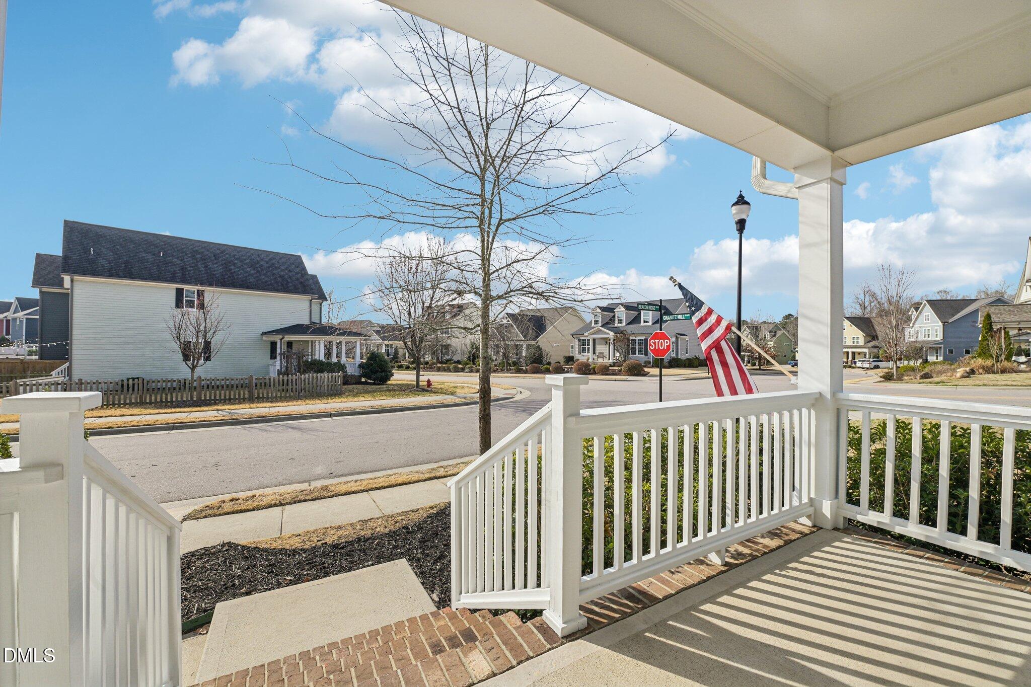 572 Beacon Ridge Boulevard