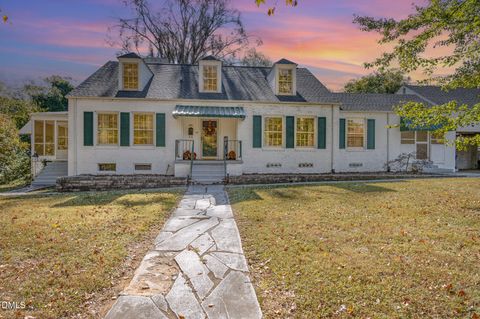 303 W Dolphin Street Siler City NC 27344