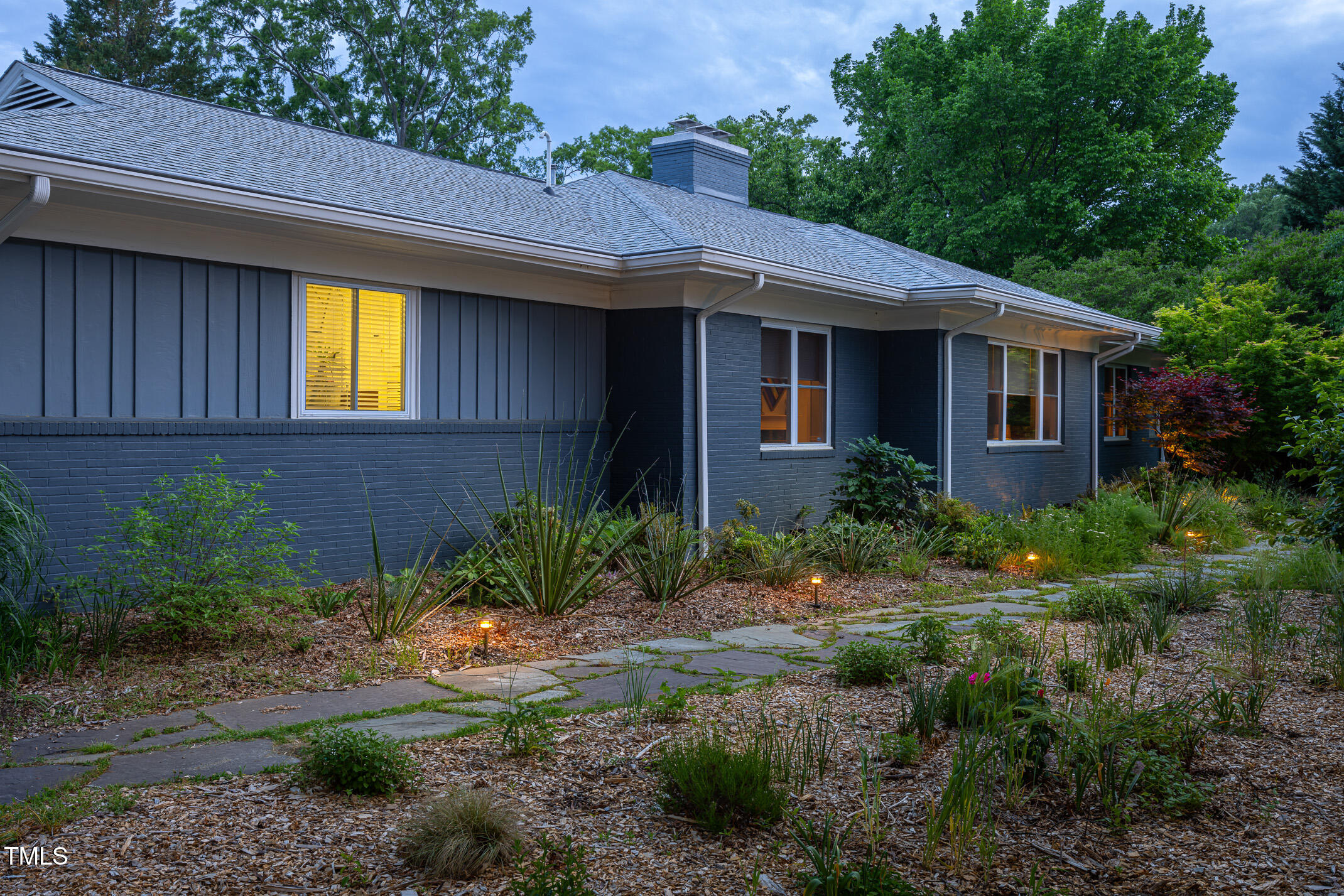 1005 W Club Boulevard