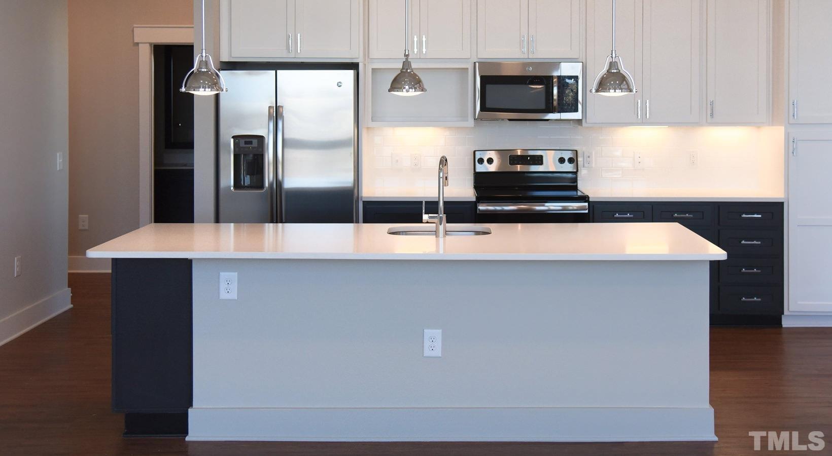 Durham, North Carolina 27701, United States, 1 Bedroom Bedrooms, ,1 BathroomBathrooms,Residential,Active,44103