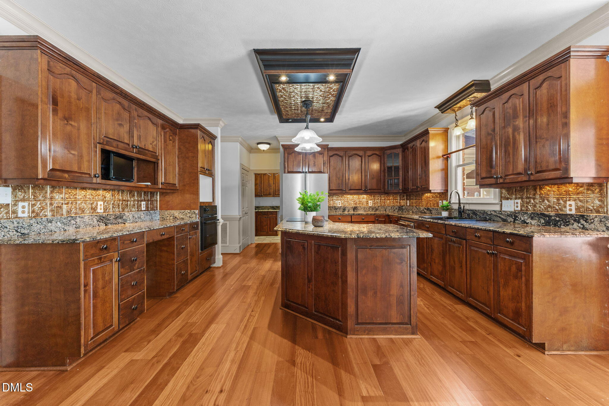 3564 Turnberry Circle