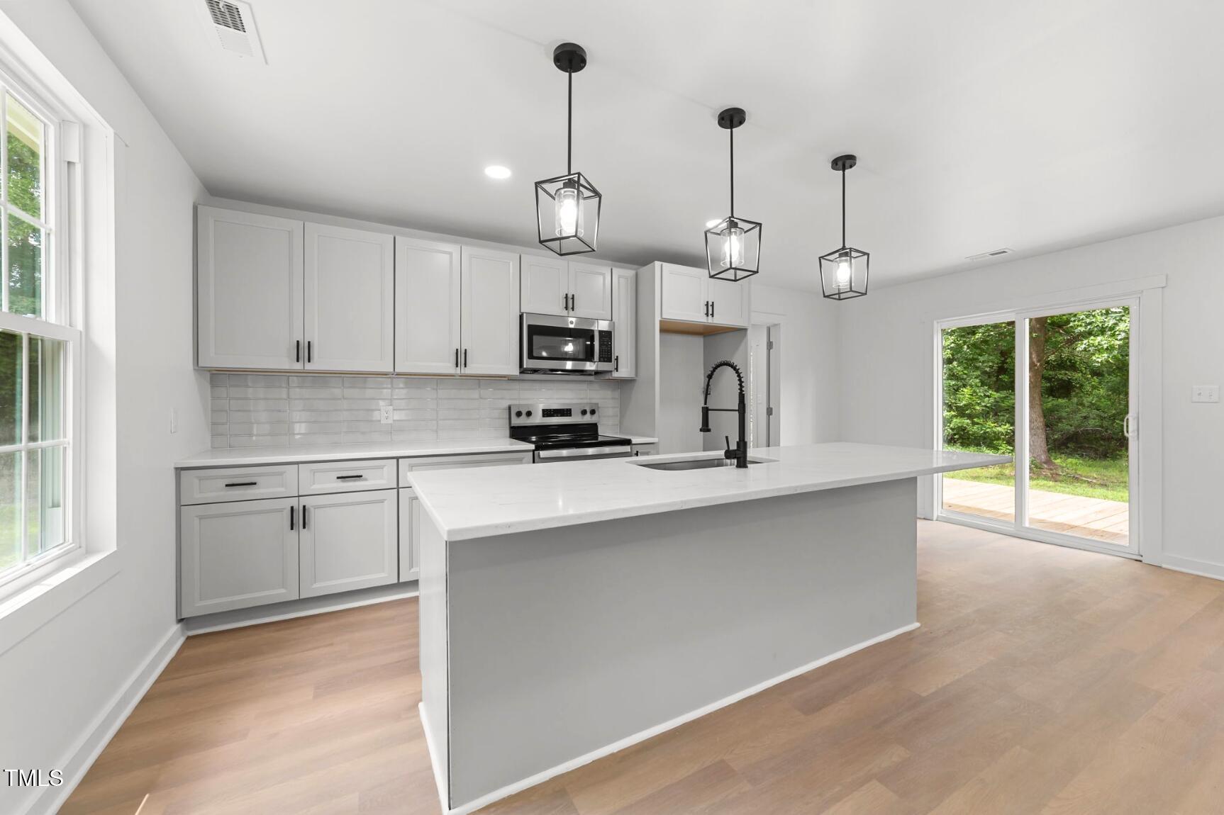 1147 Lake Wendell Road