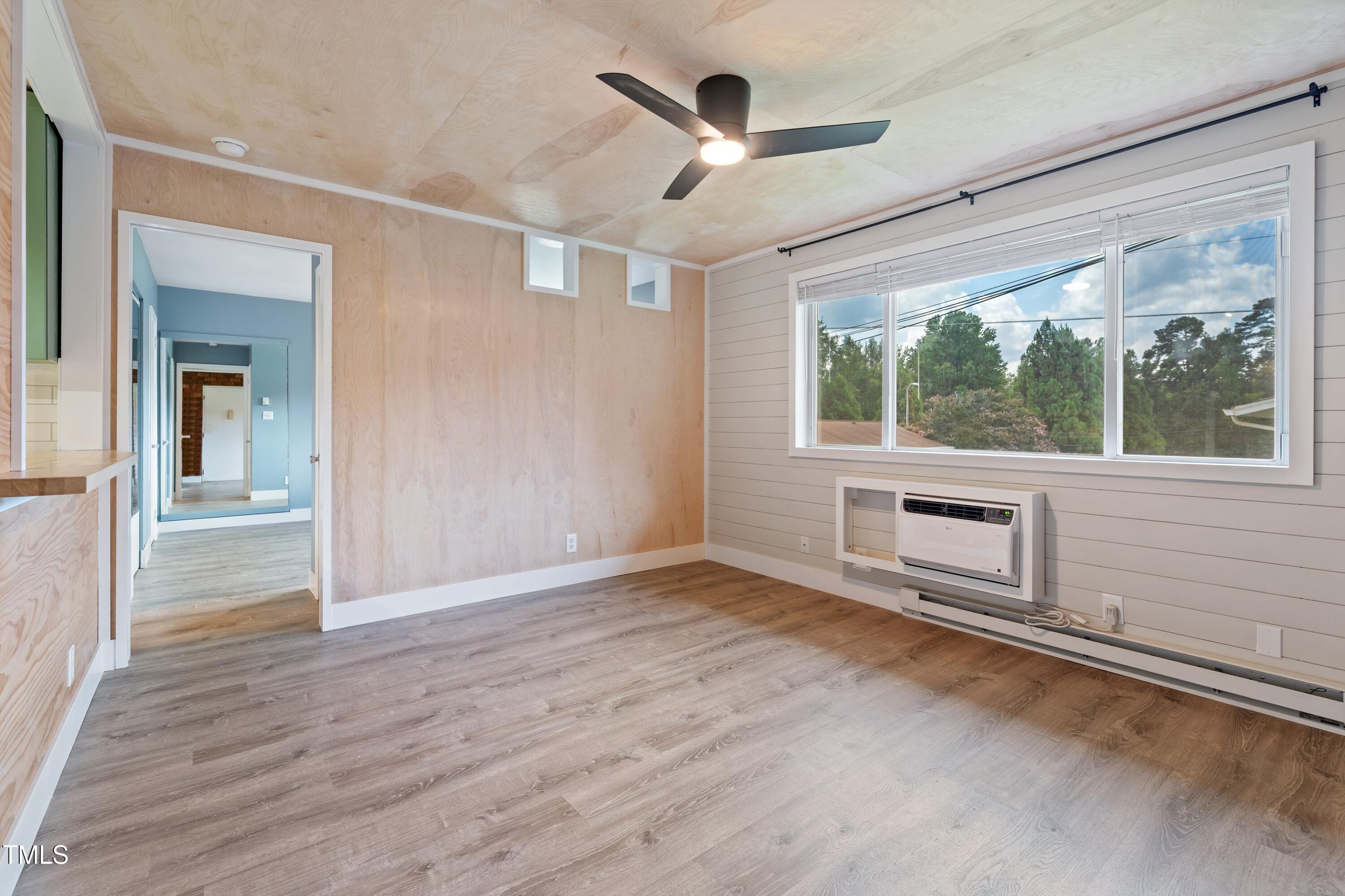 124 Fidelity Street 13