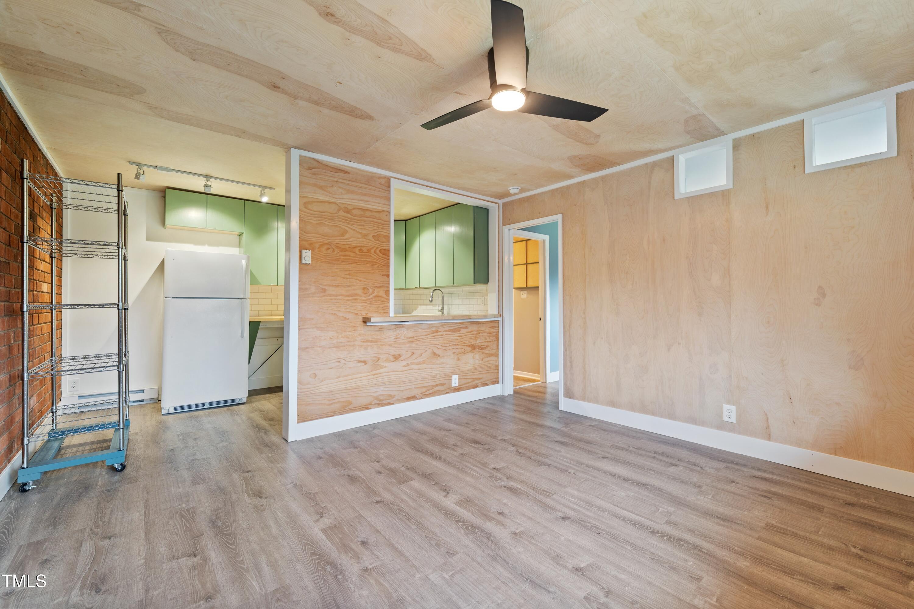 124 Fidelity Street 13