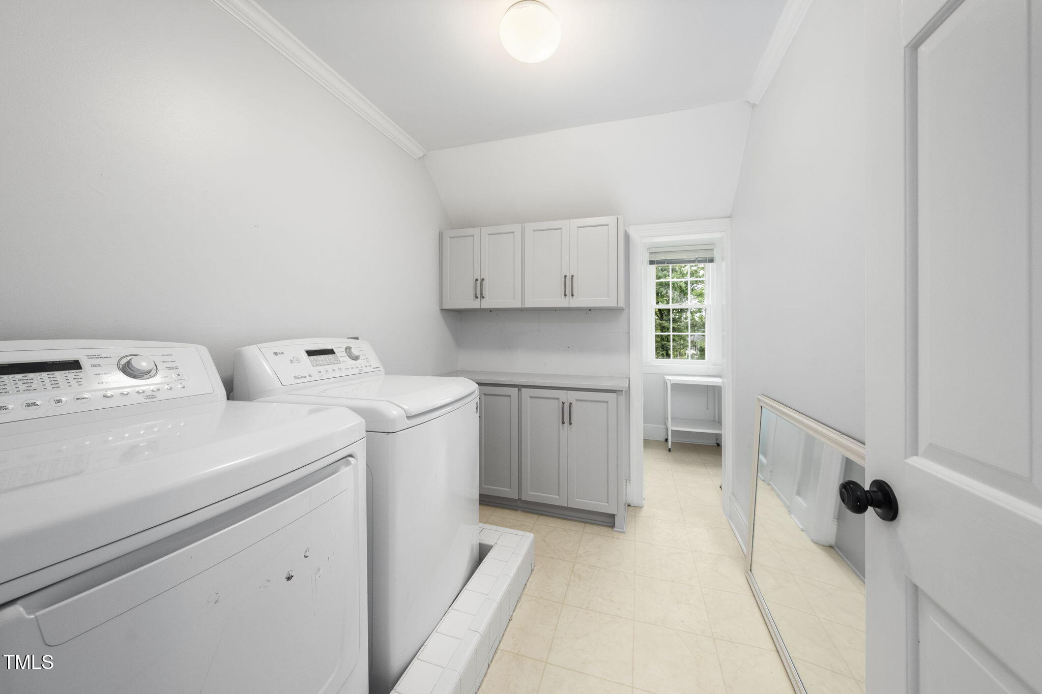 Raleigh, North Carolina 27612, United States, 4 Bedrooms Bedrooms, ,3 BathroomsBathrooms,Residential,Active,168084