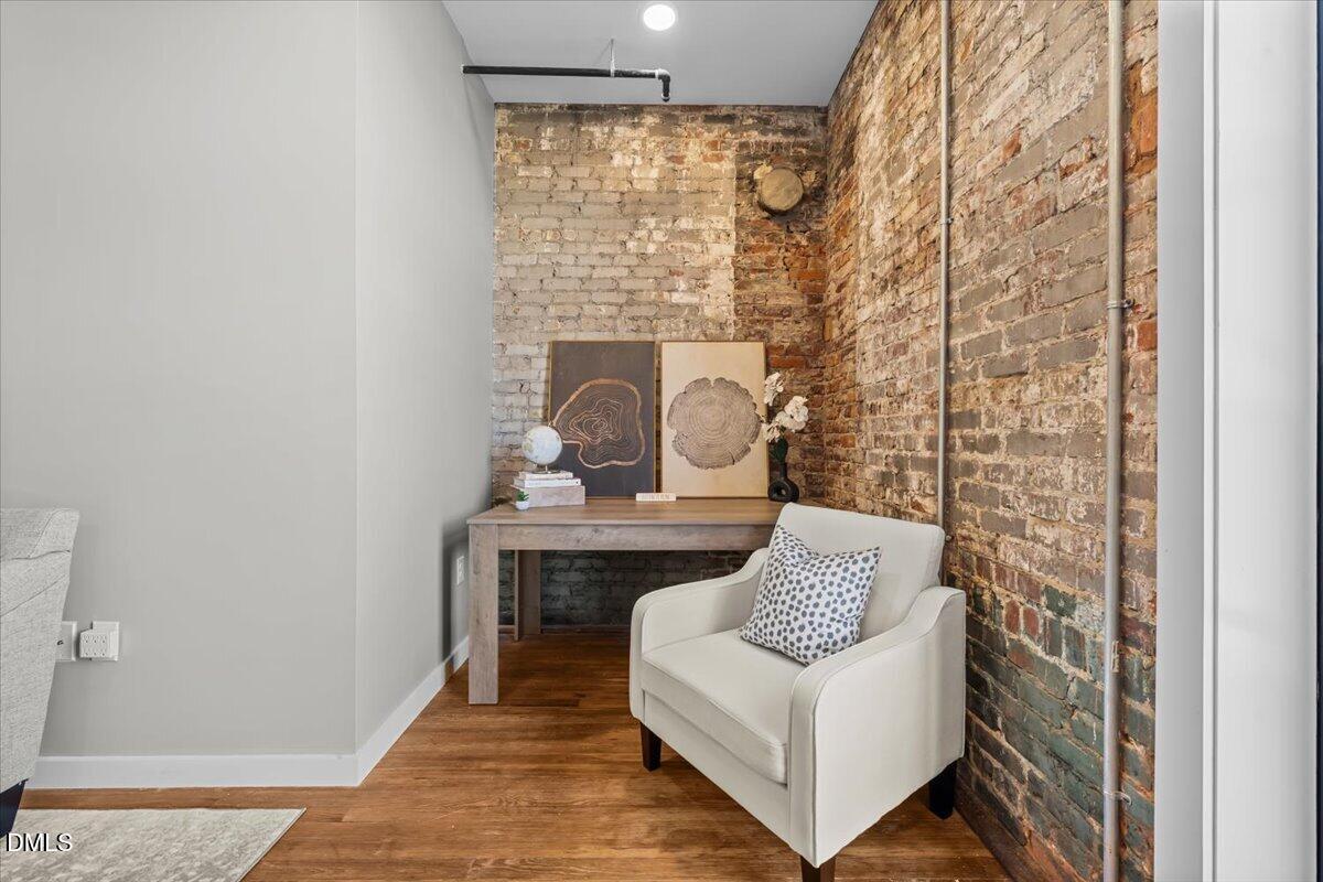 104 N Birch Avenue 2a