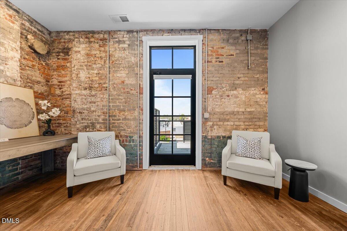 104 N Birch Avenue 2a