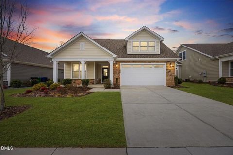 1820 Pinecliff Court Fuquay Varina NC 27526