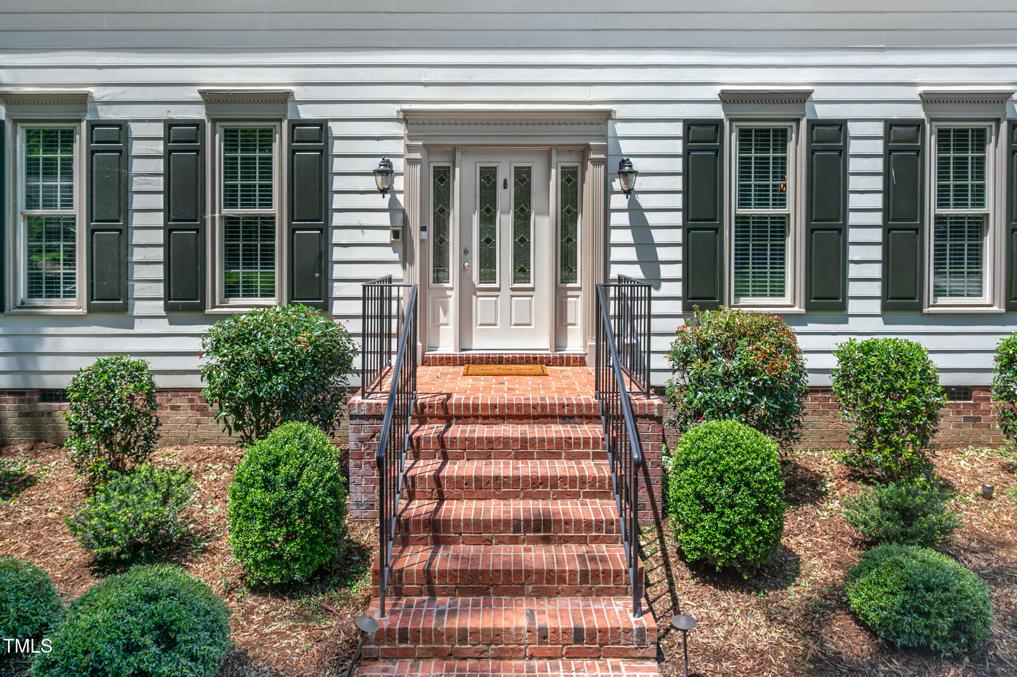 5611 Red Coach Road