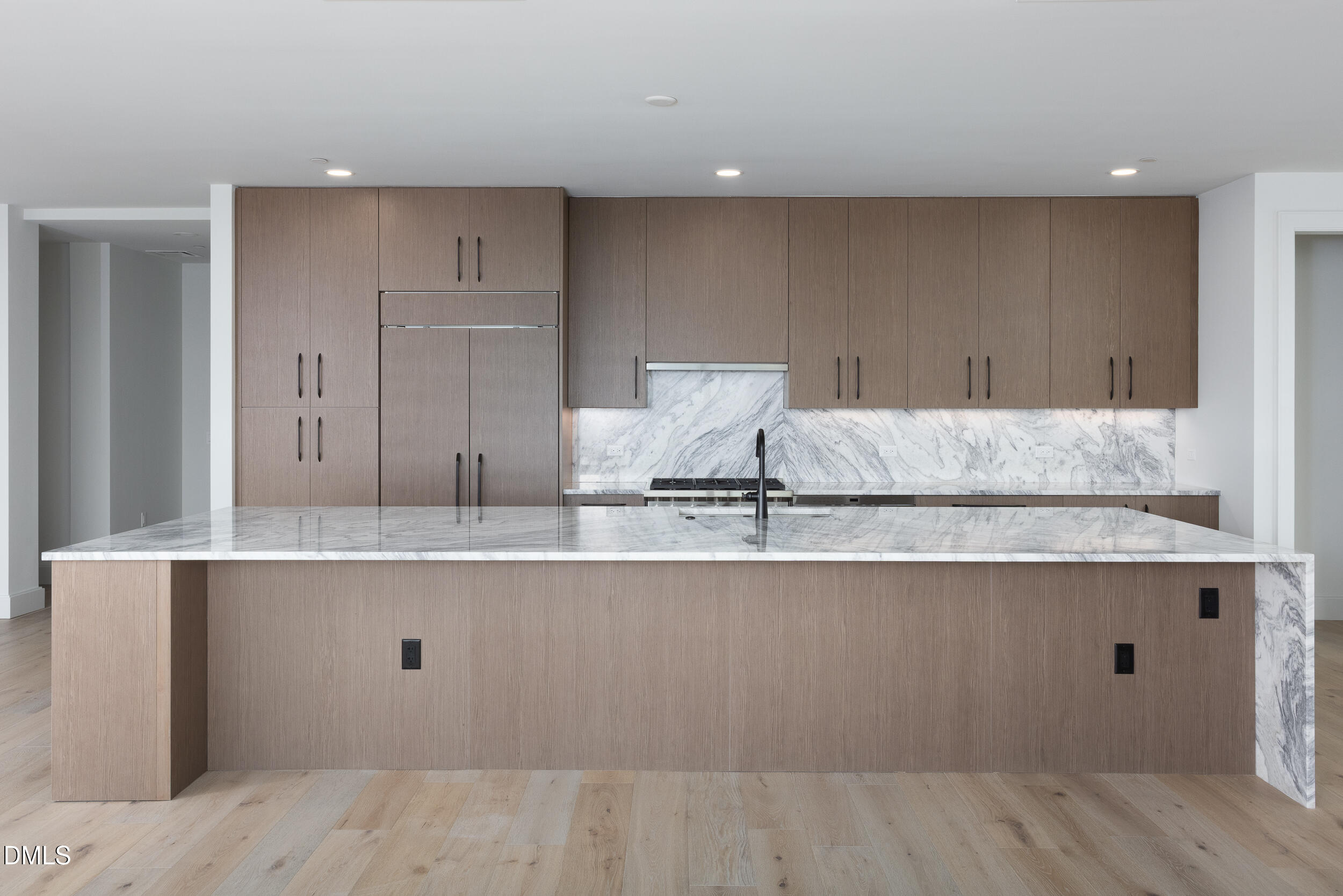 115 Morris Street 2205
