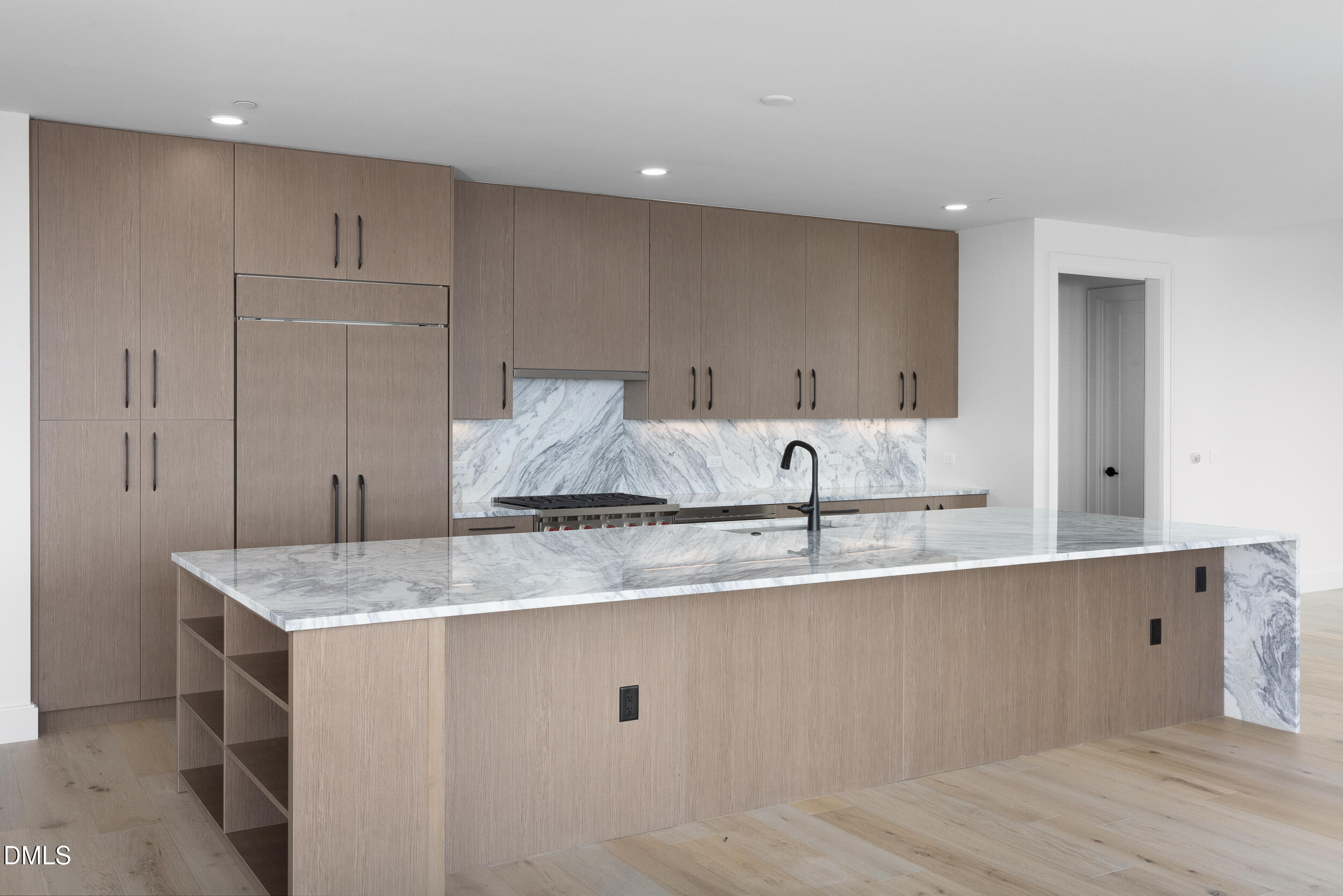 115 Morris Street 2205