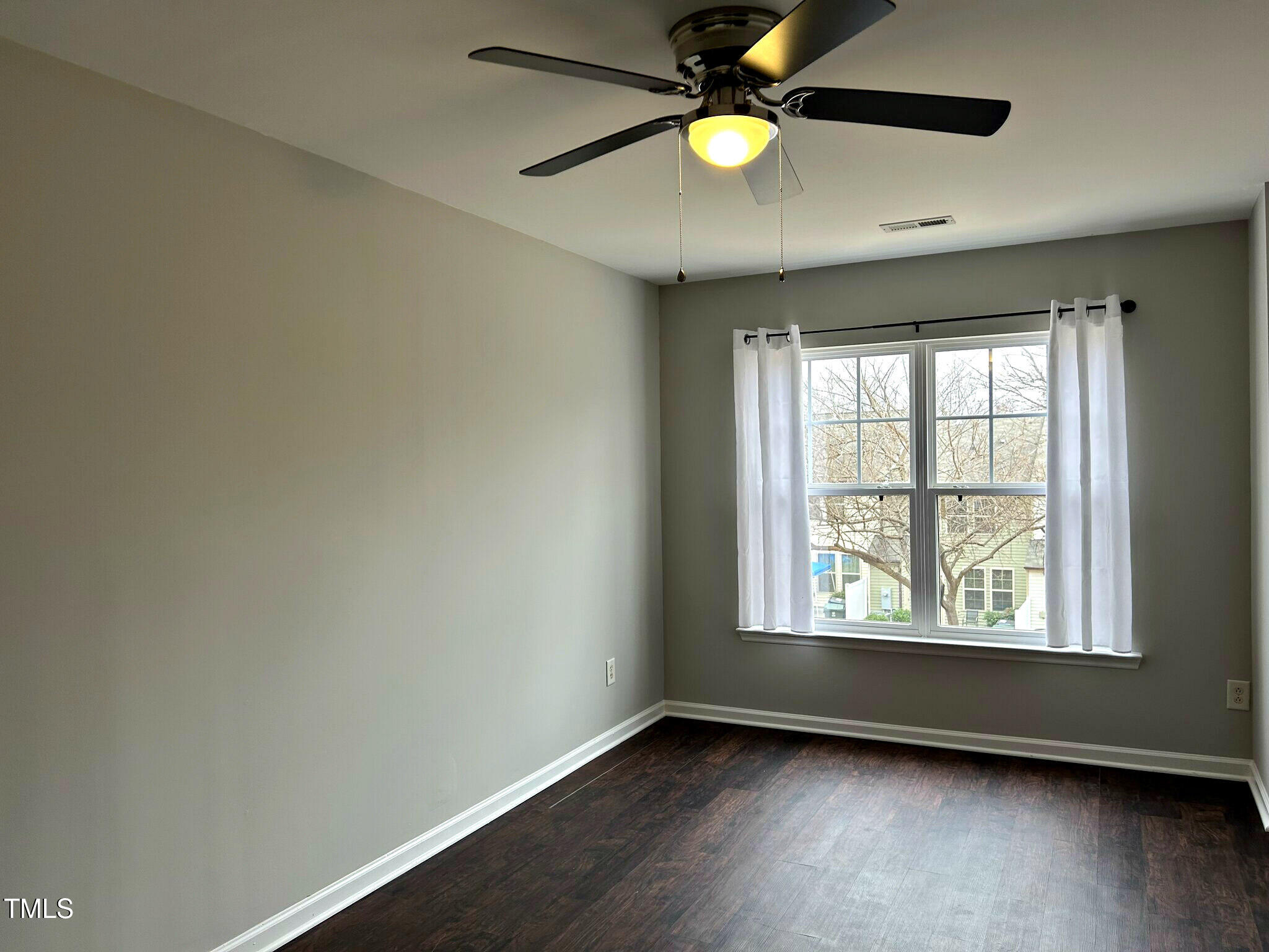 1211 Canyon Rock Court 111