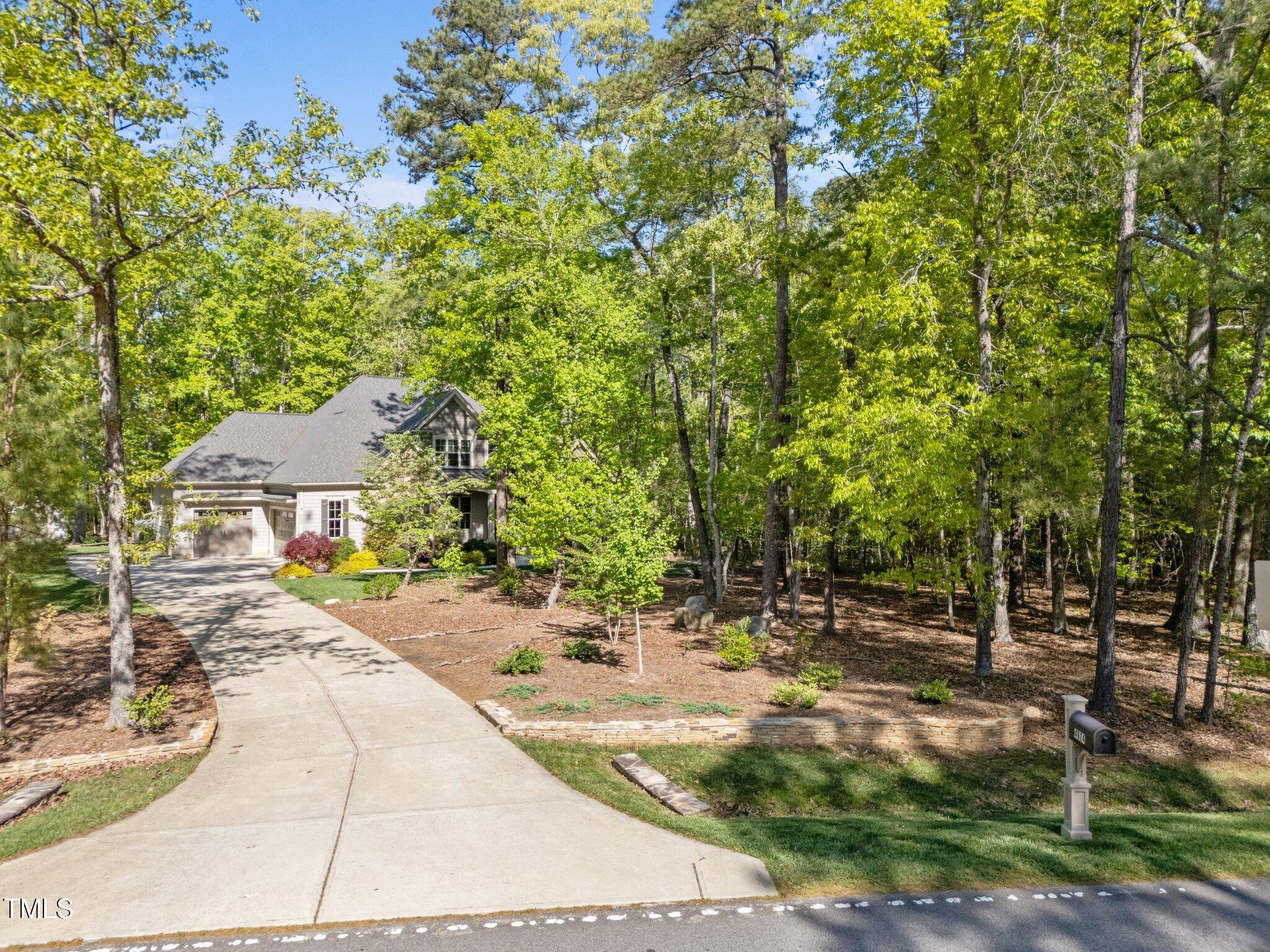 4924 Theys Road