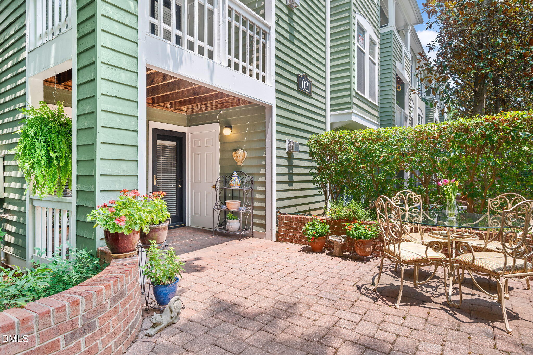 1021 Nicholwood Drive 101