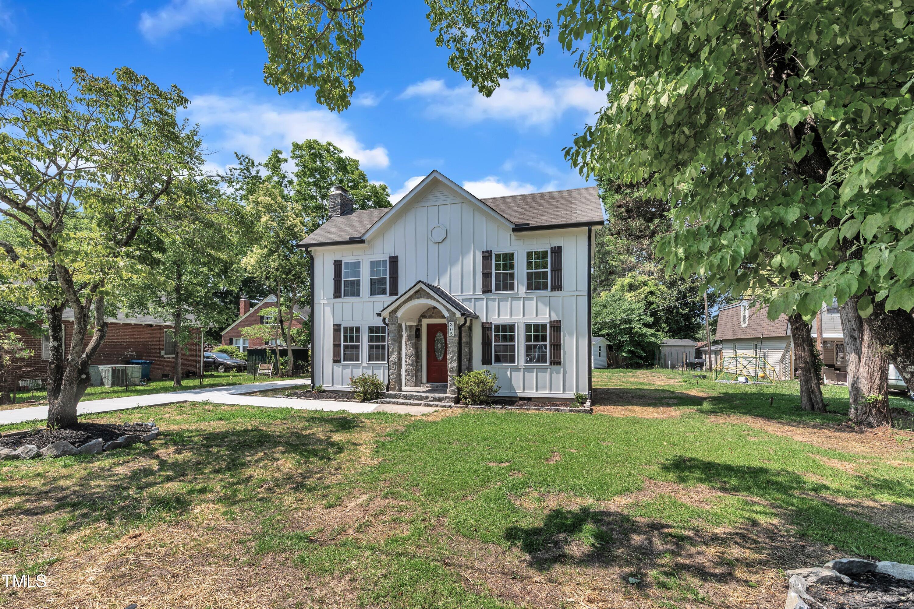 305 W Canary Street