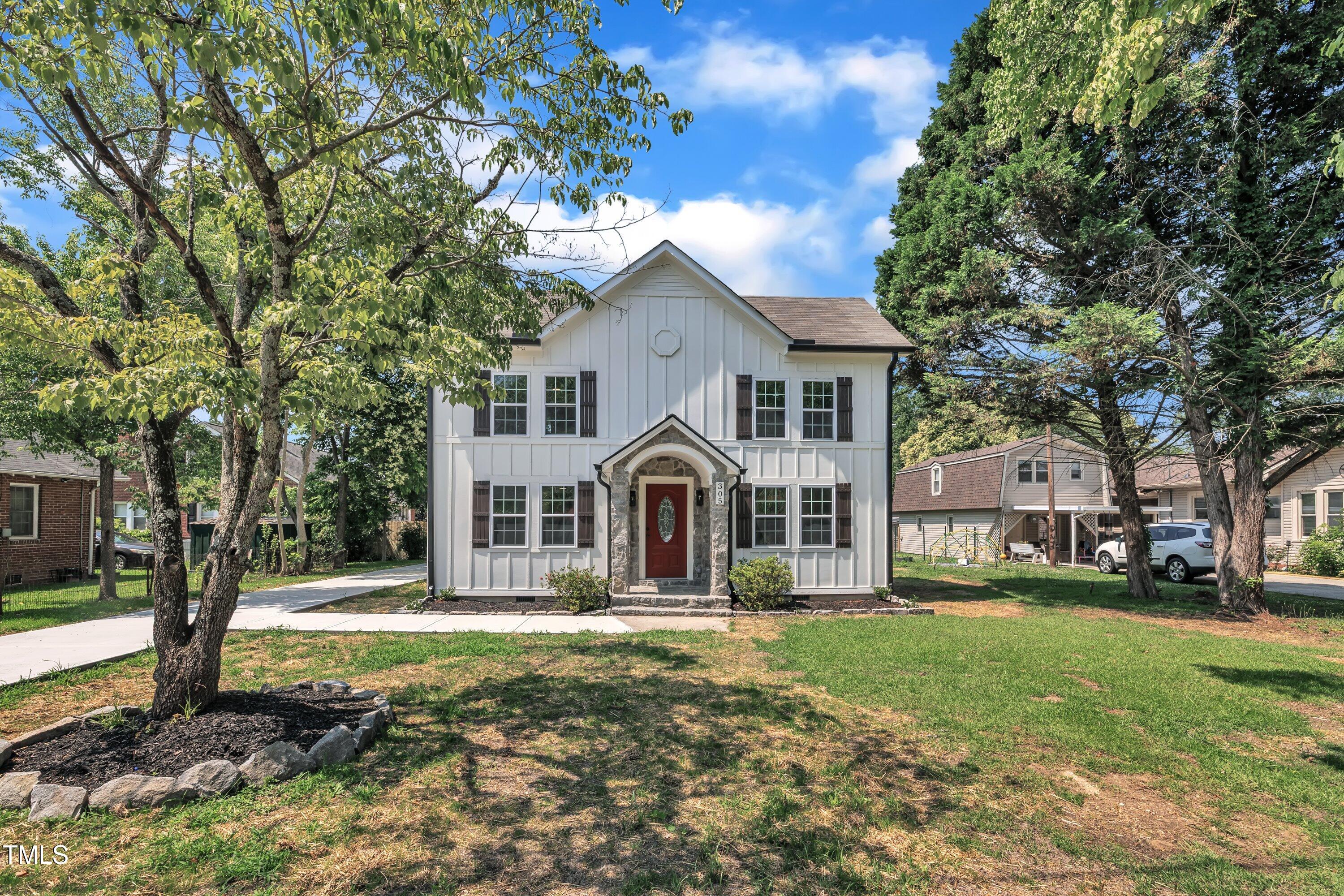 305 W Canary Street