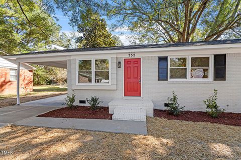 A home in Dunn