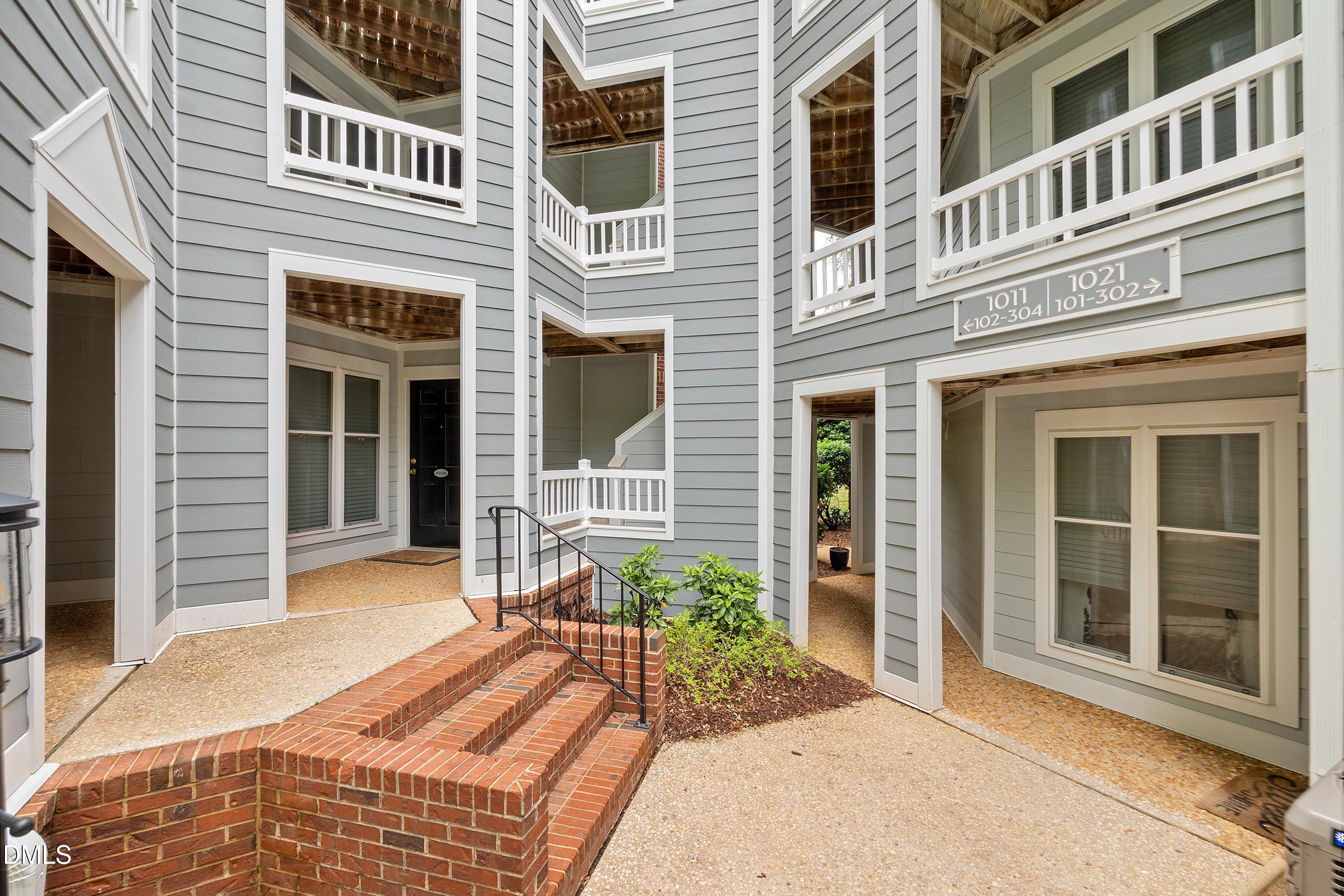 1021 Wirewood Drive 202