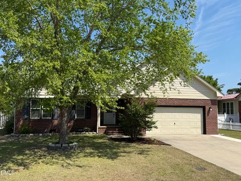 6318 Streeter Hope Mills NC 28348