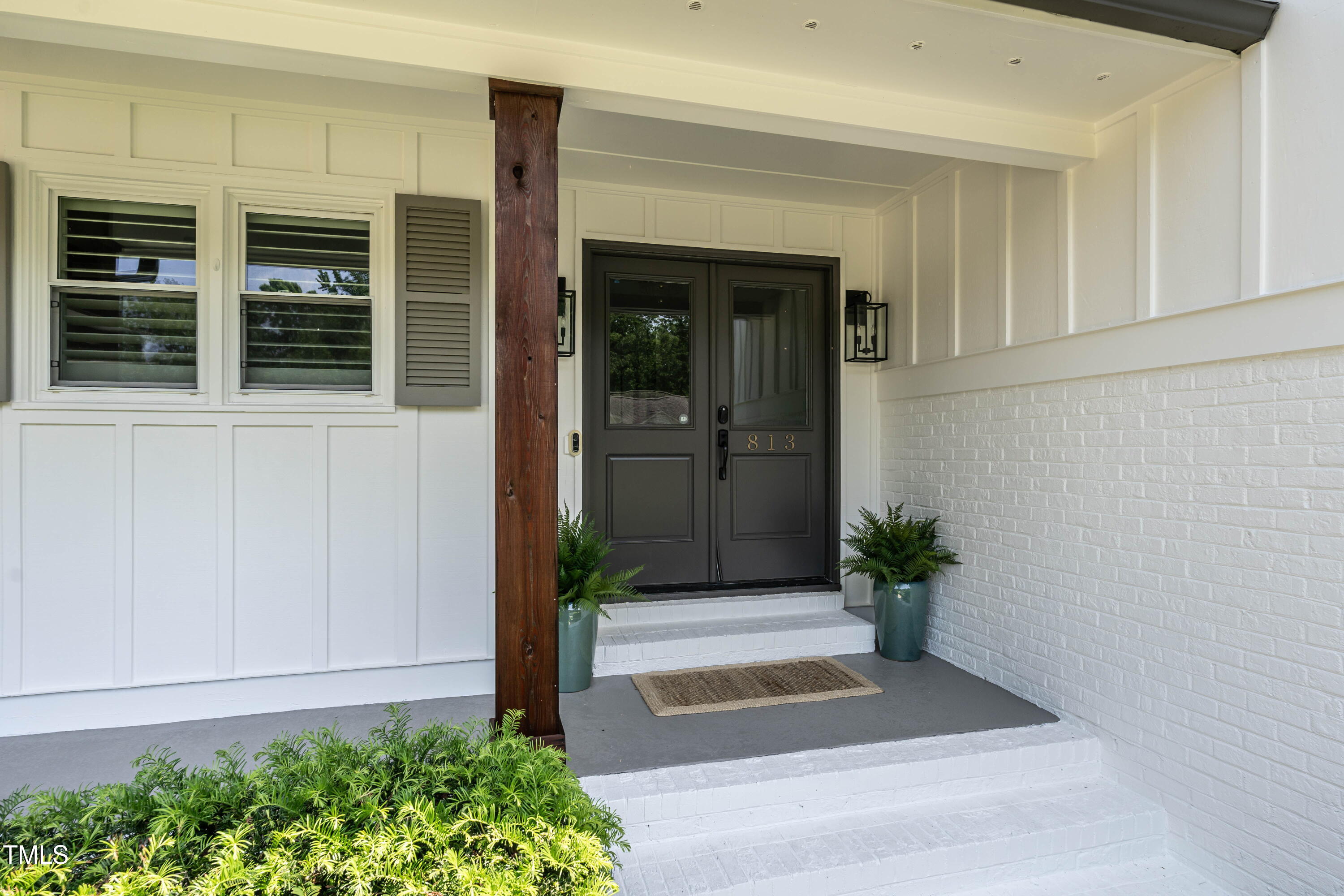 813 Faulkner Place