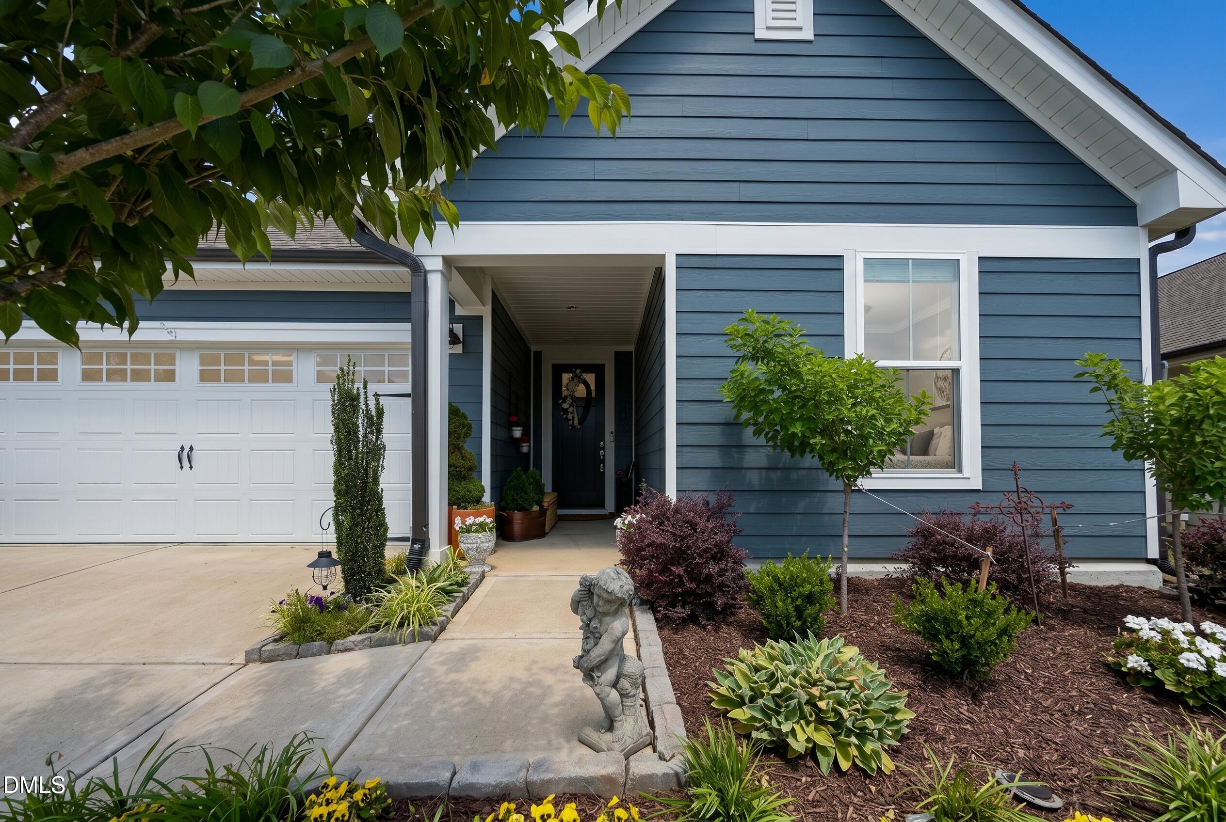 484 Steeplechase Boulevard