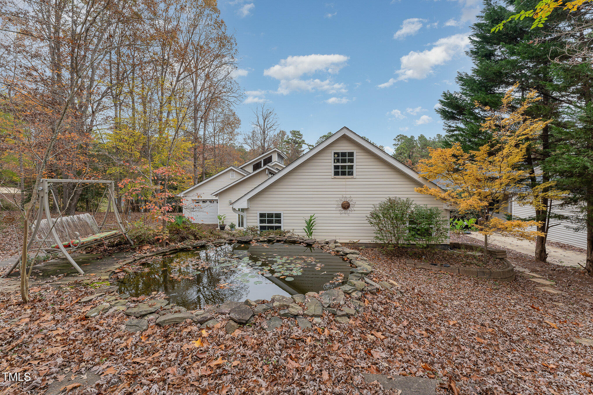 103 Pony Express Cove