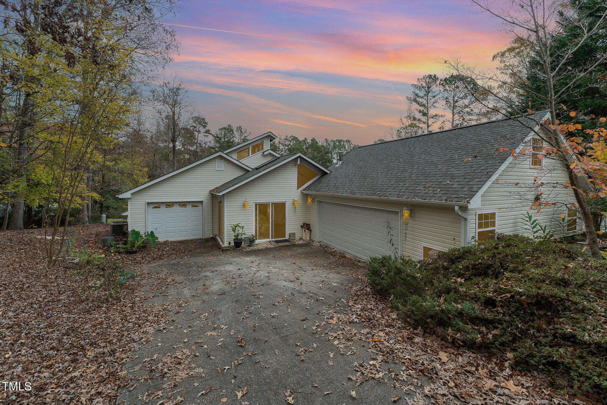103 Pony Express Cove