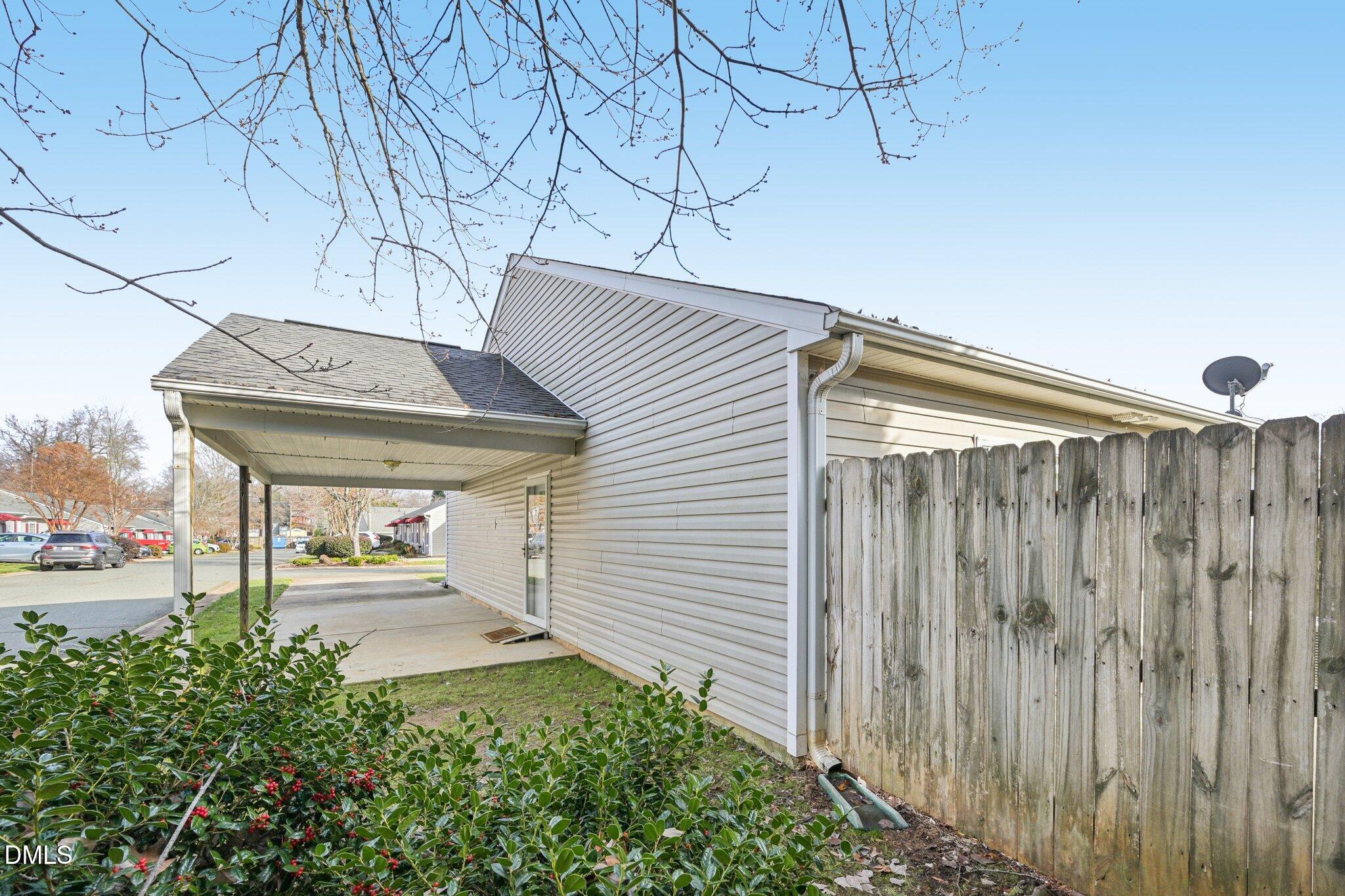 2431 Moran Street Apt C