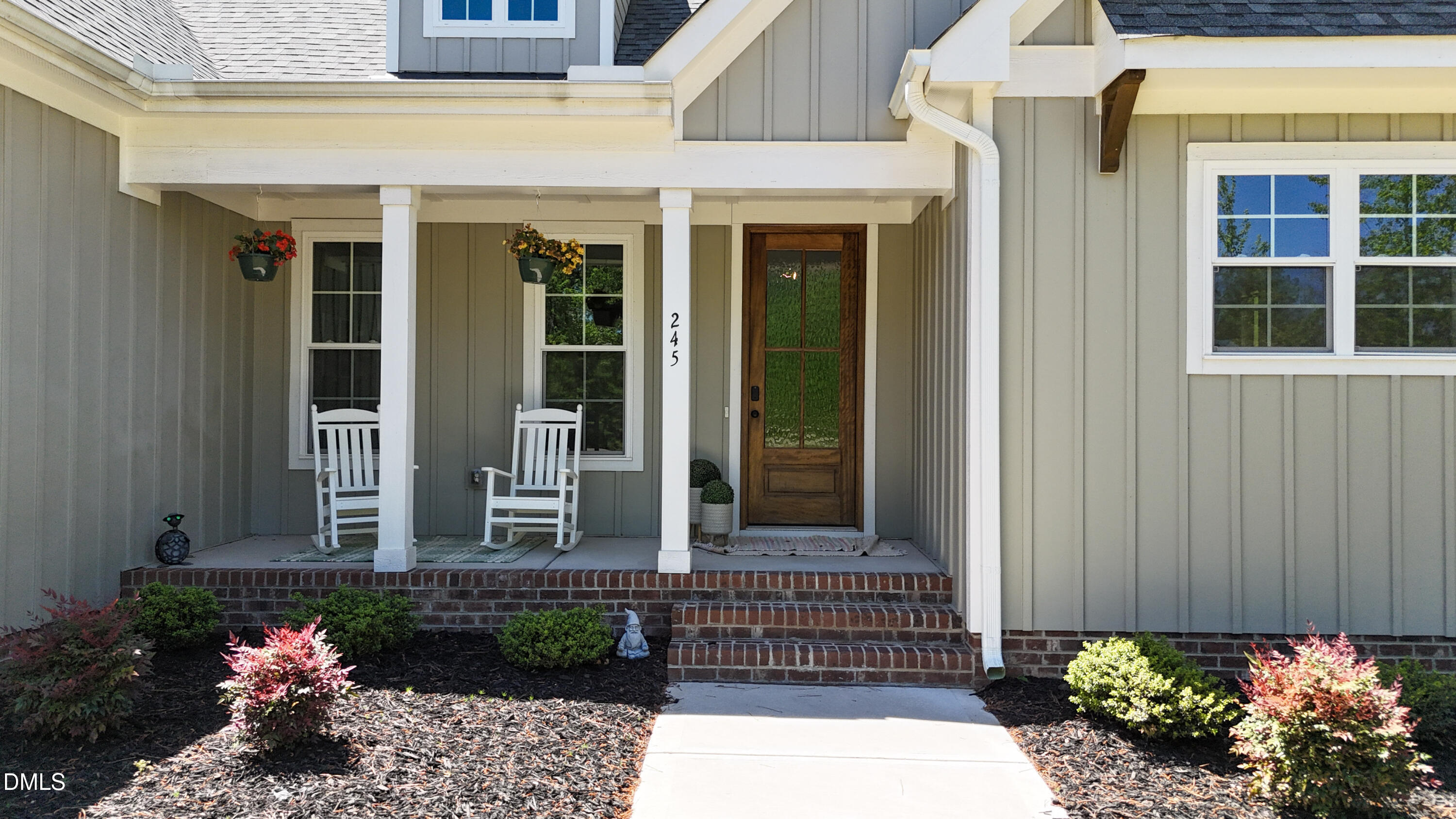 245 Whistlers Cove