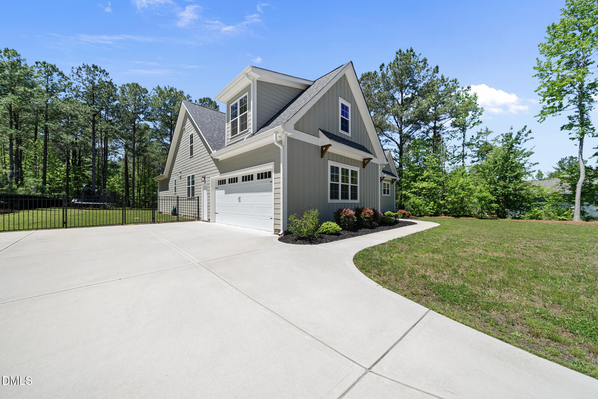 245 Whistlers Cove