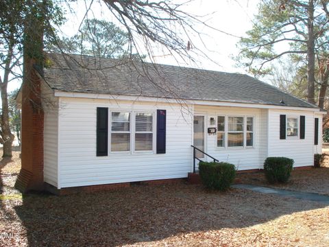 202 N Wayne Avenue Dunn NC 28334