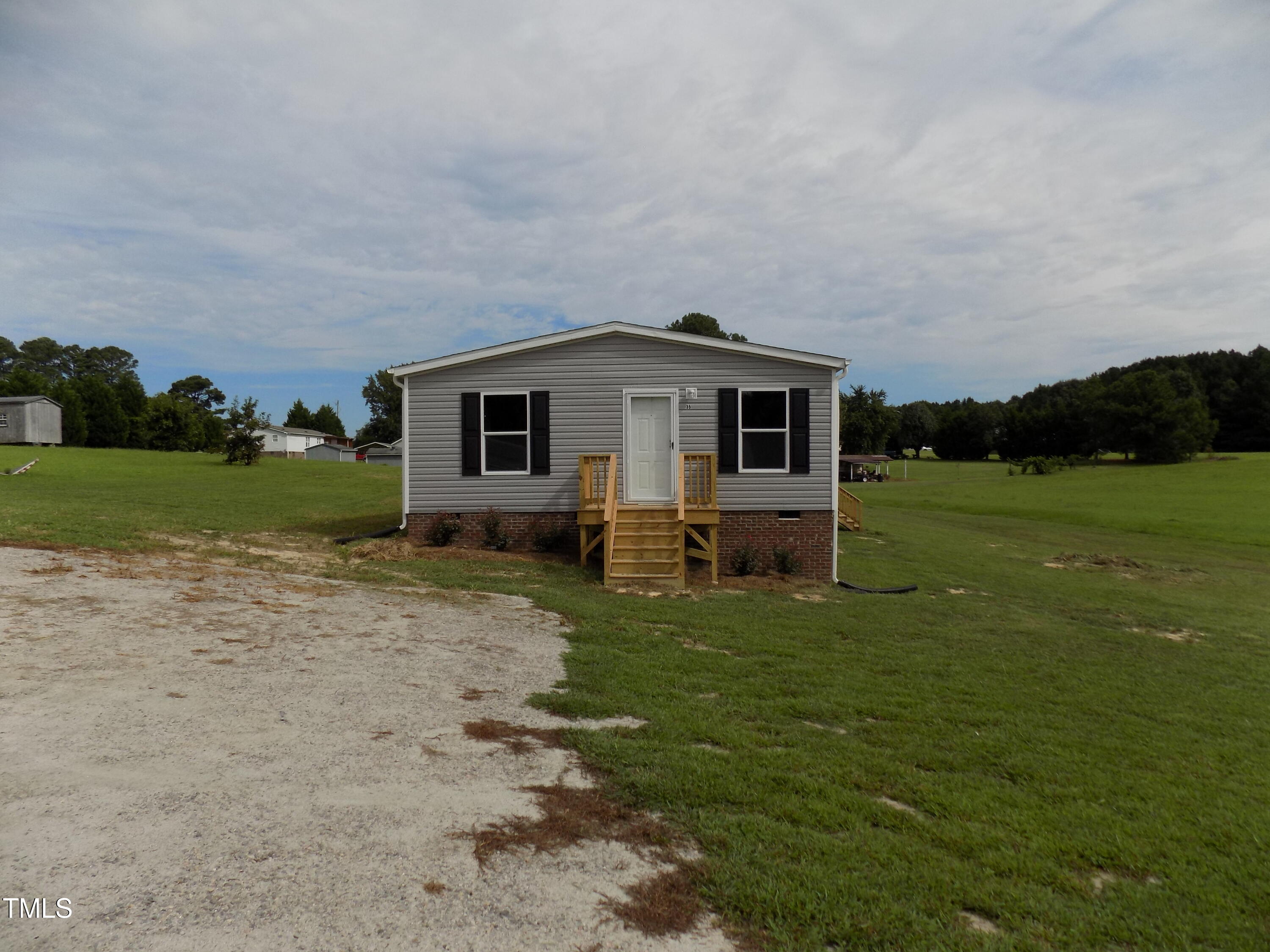 35 Jonesville Lane