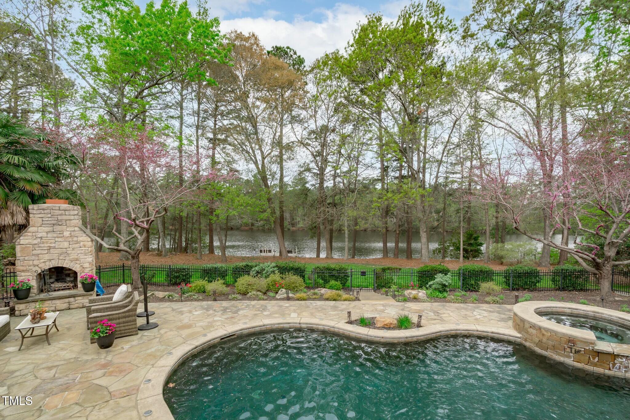 2922 Bells Pointe Court