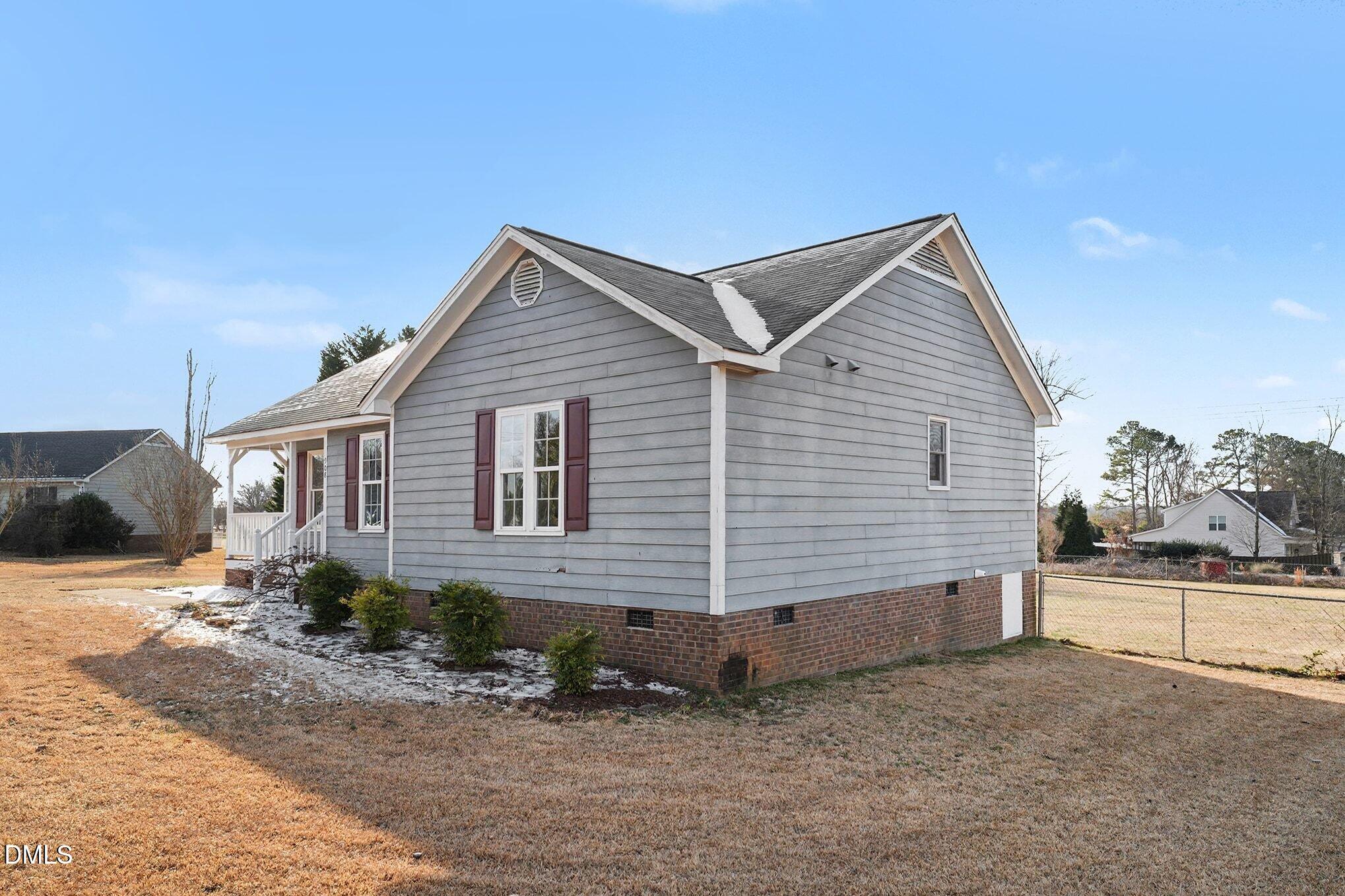 908 Olive Drive