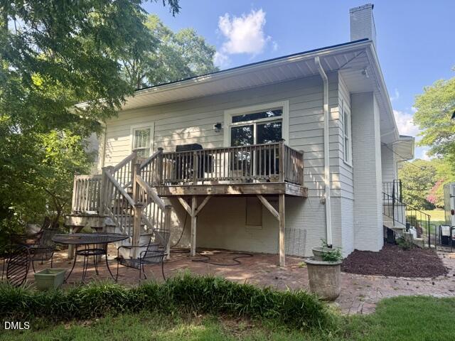 122 Military Street
