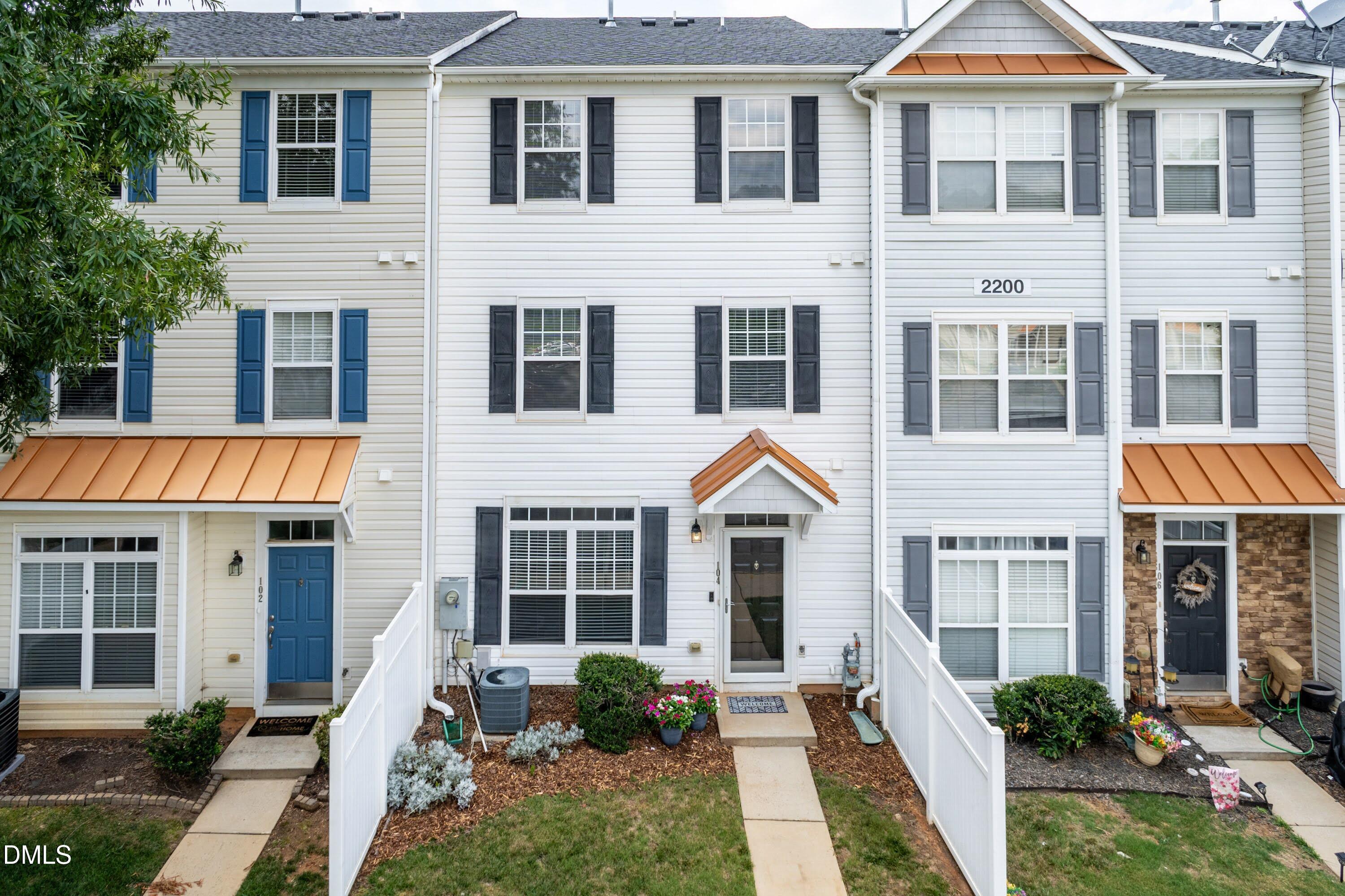 2200 Valley Edge Drive 104